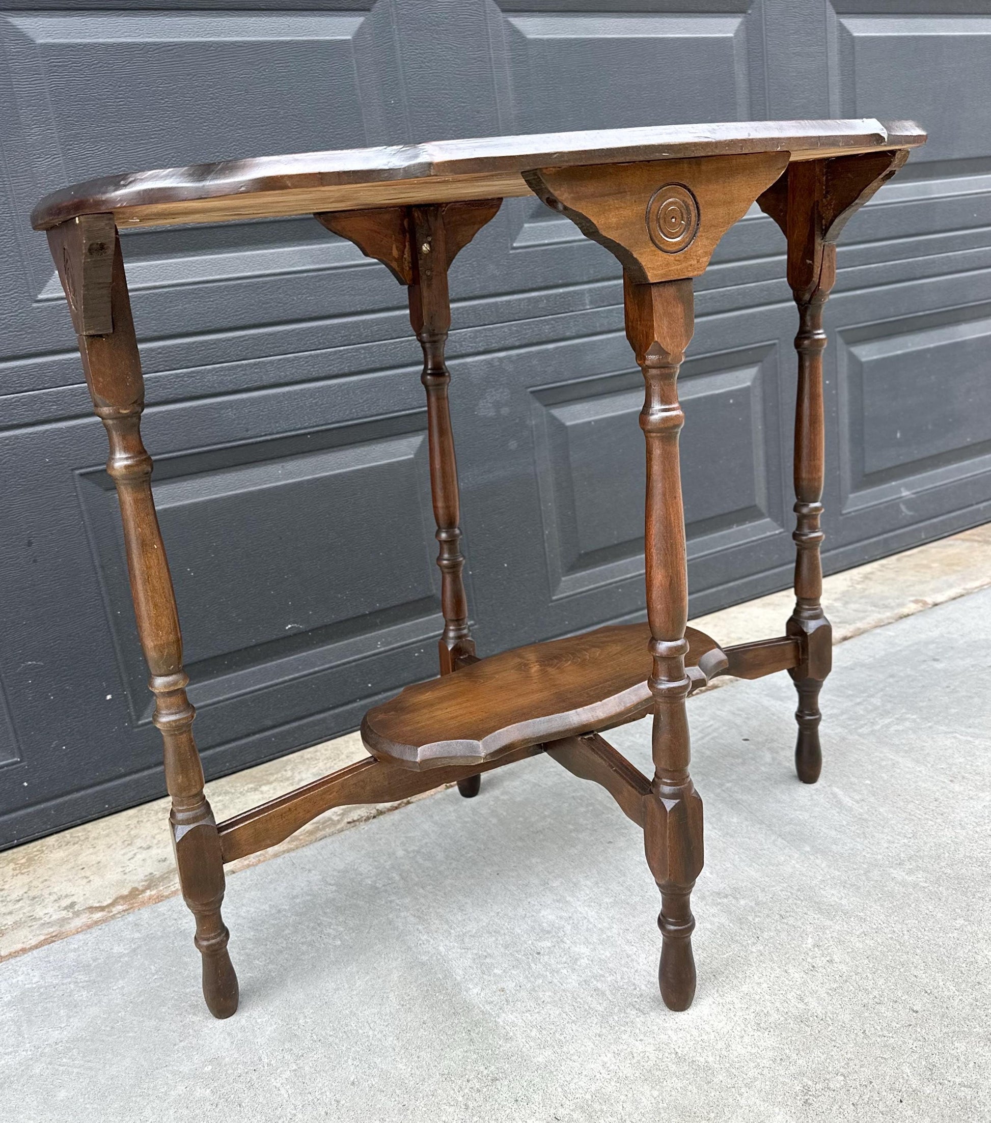 Antique Early 1900's Solid Wood Spindle Leg Walnut Accent Table