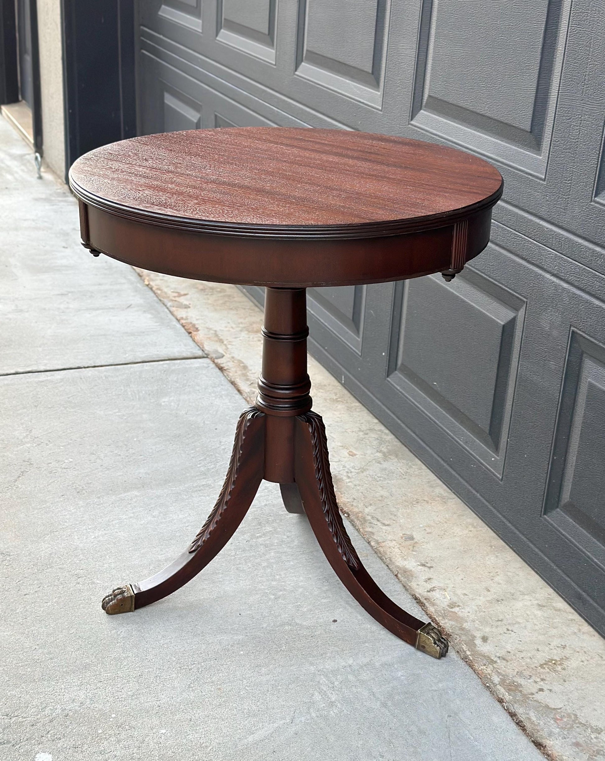 Vintage Mid 1900's Traditional Mahogany Wood Circular Side Table