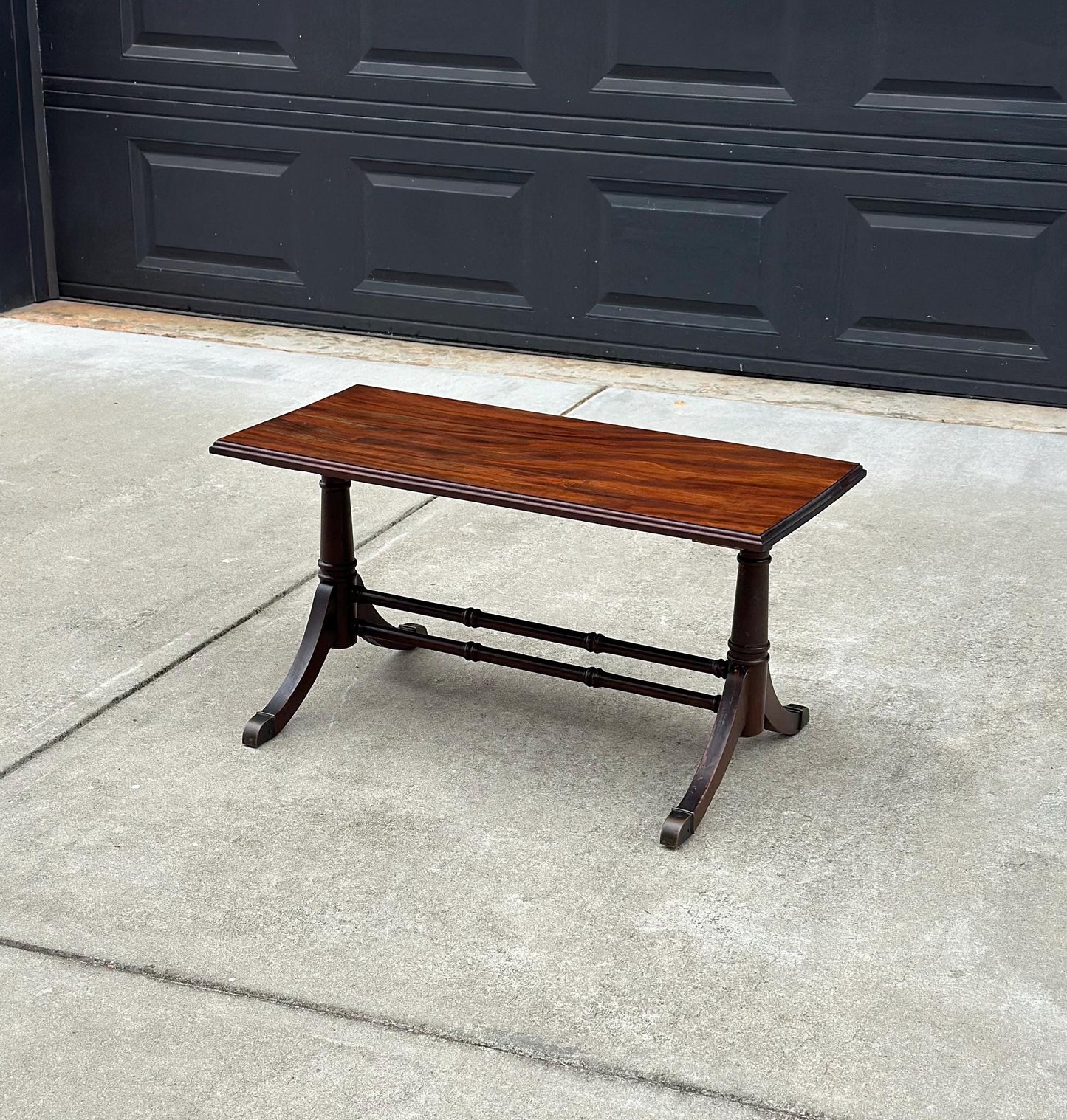 Antique Early 1900's Sheraton Solid Wood Round Stretcher Base Mahogany Coffee Table