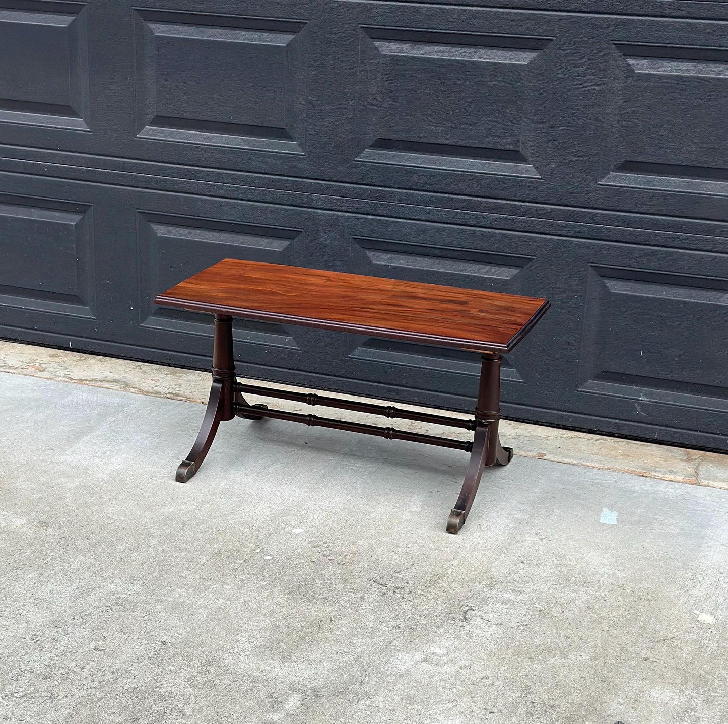 Antique Early 1900's Sheraton Solid Wood Round Stretcher Base Mahogany Coffee Table