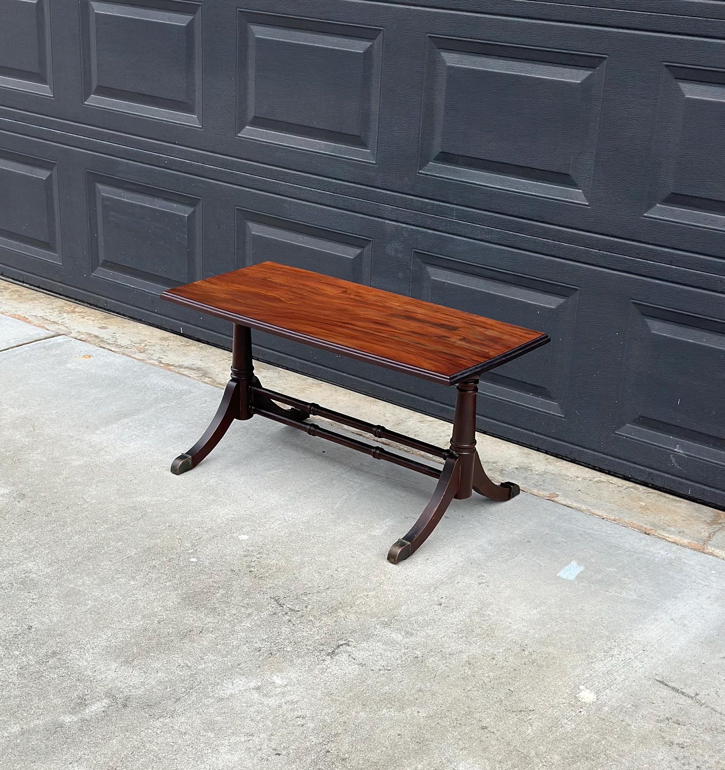 Antique Early 1900's Sheraton Solid Wood Round Stretcher Base Mahogany Coffee Table