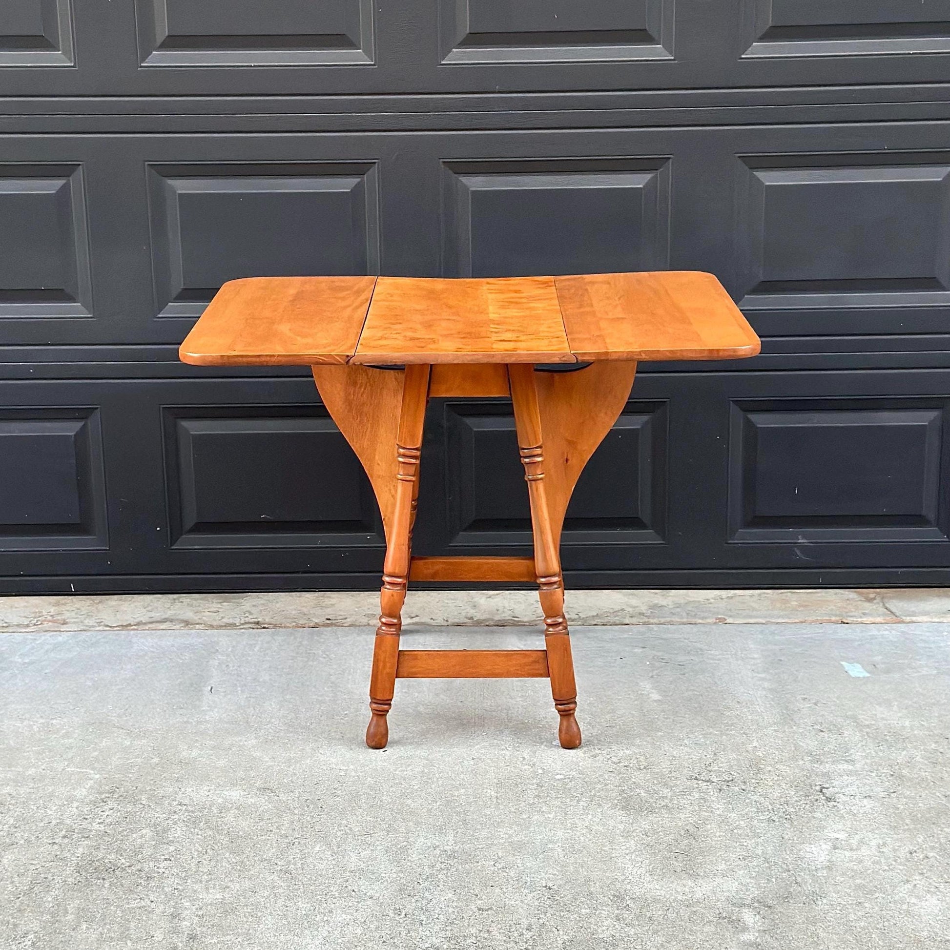 Vintage Mid 1900's Solid Wood Extending Gateleg Maple Dining Table
