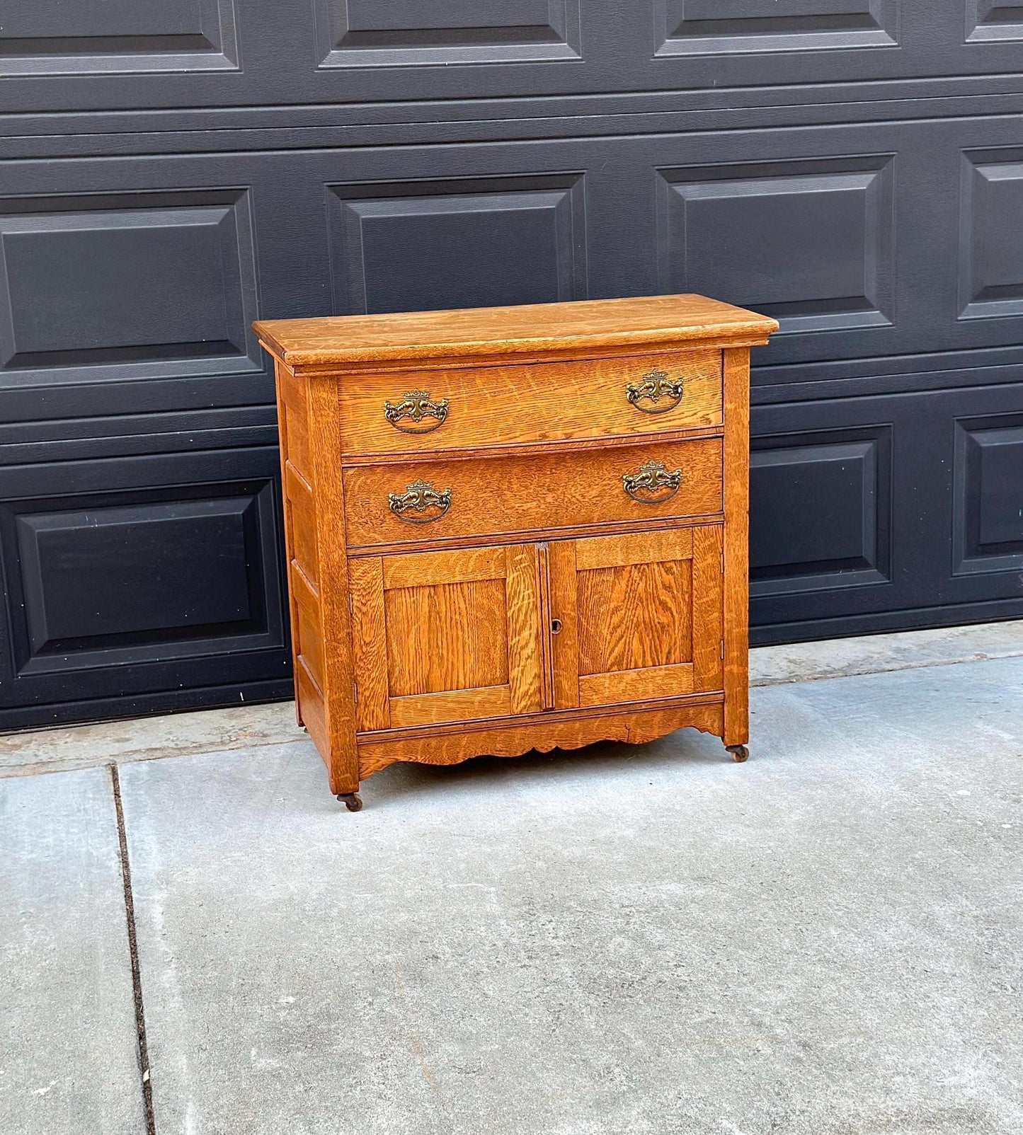 Antique Early 1900's Solid Tiger Oak Accent Storage Arts & Crafts Chest Drawers on Casters