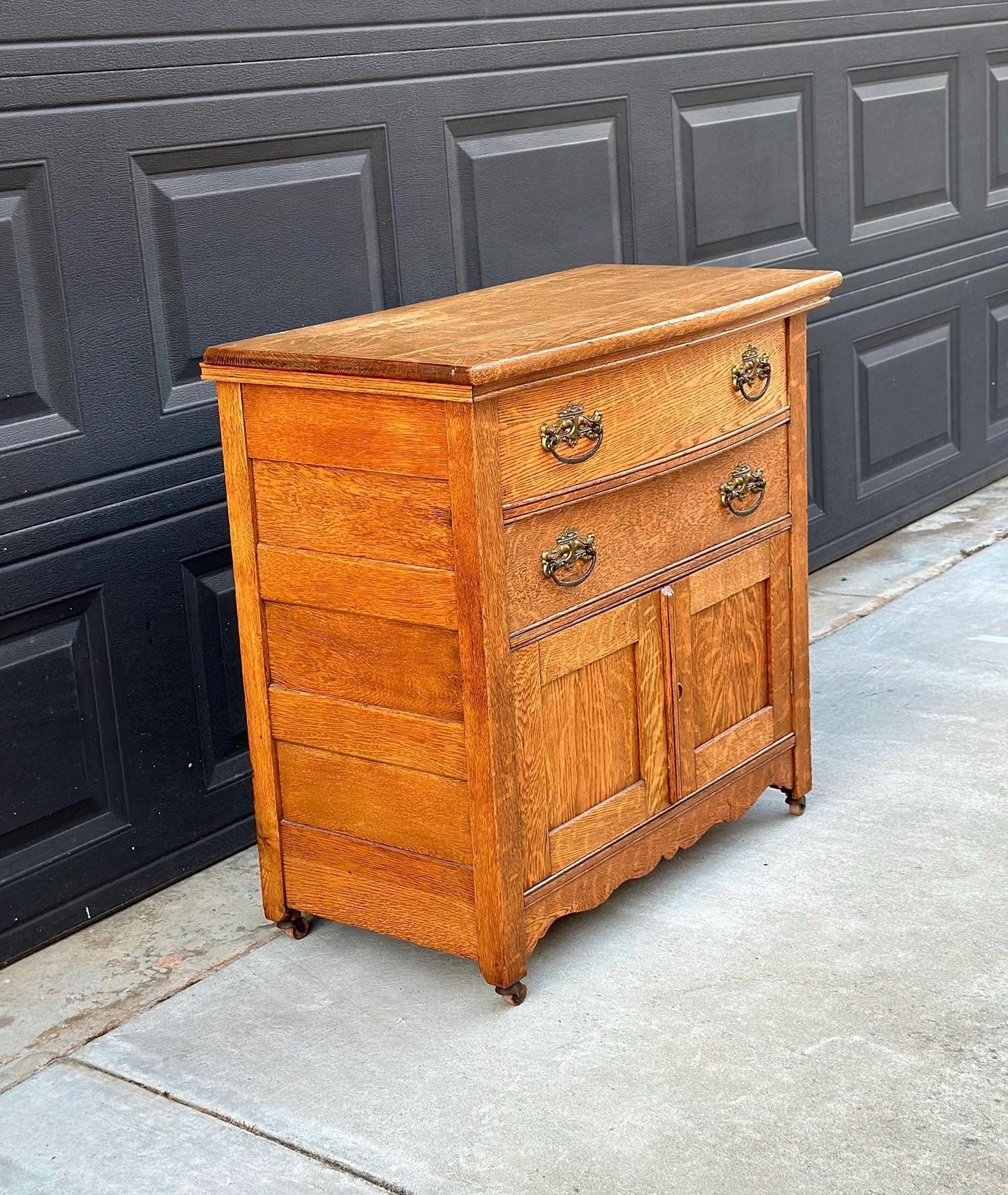 Antique Early 1900's Solid Tiger Oak Accent Storage Arts & Crafts Chest Drawers on Casters