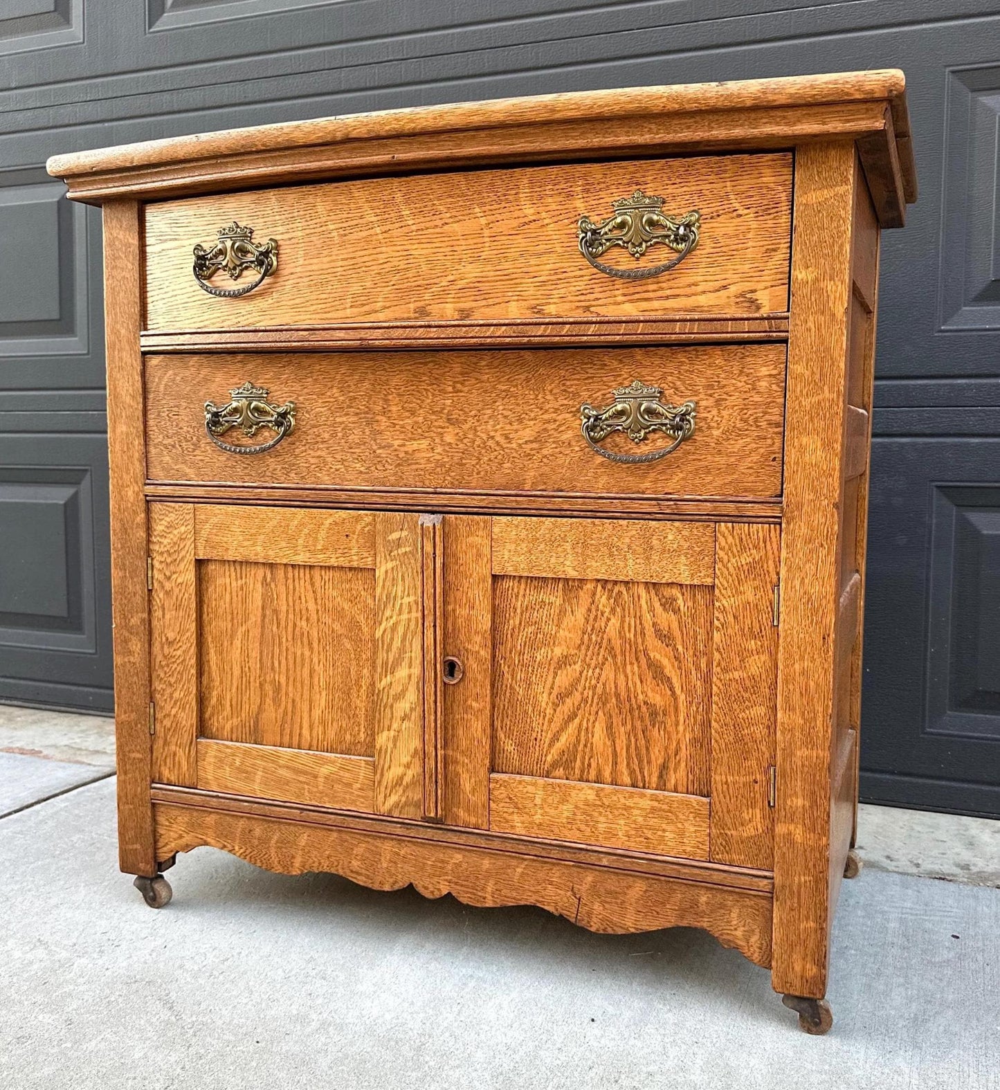 Antique Early 1900's Solid Tiger Oak Accent Storage Arts & Crafts Chest Drawers on Casters