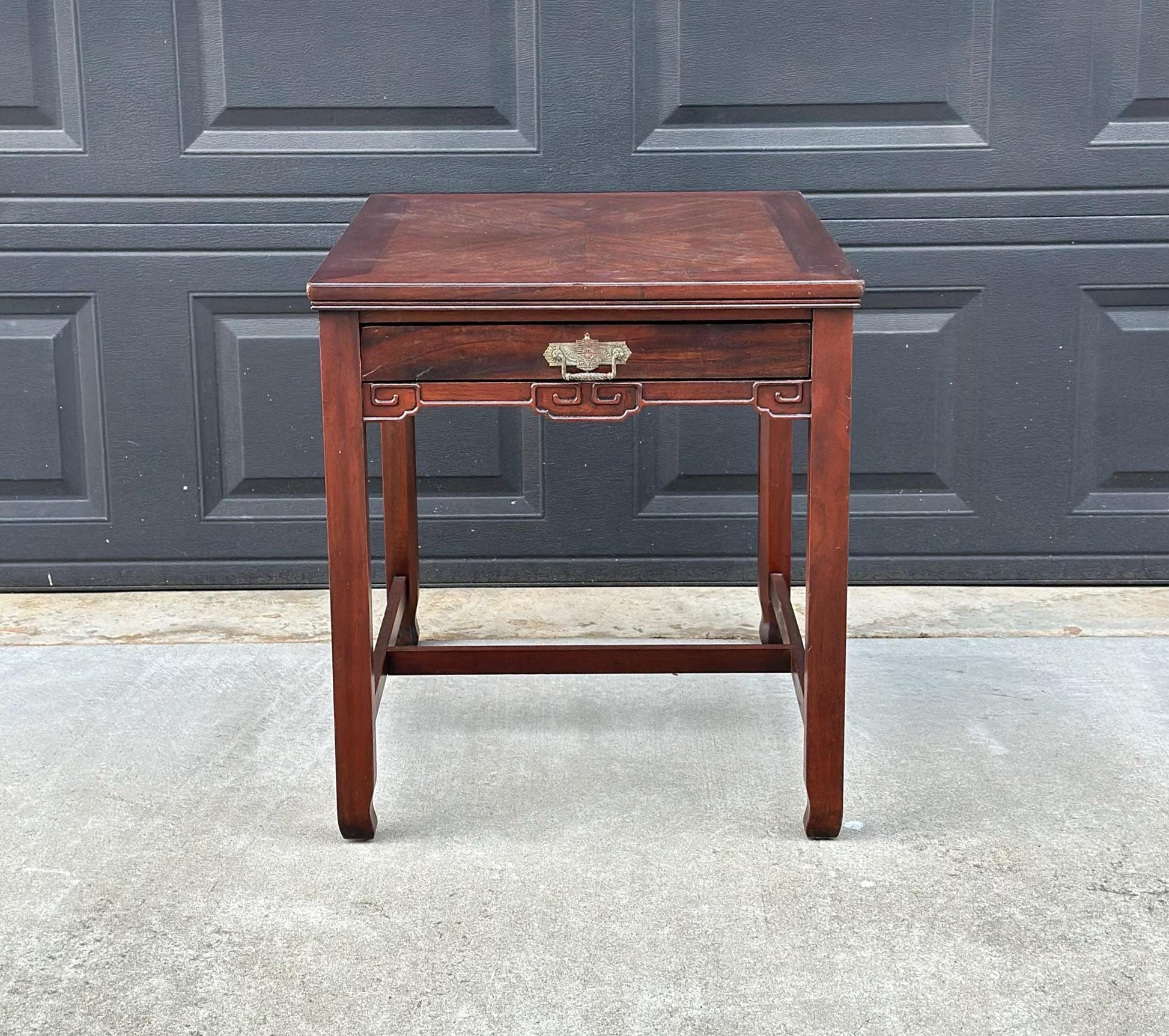 Vintage Mid 1900's Traditional Chinese Chippendale Single Drawer Mahogany Wood End Table