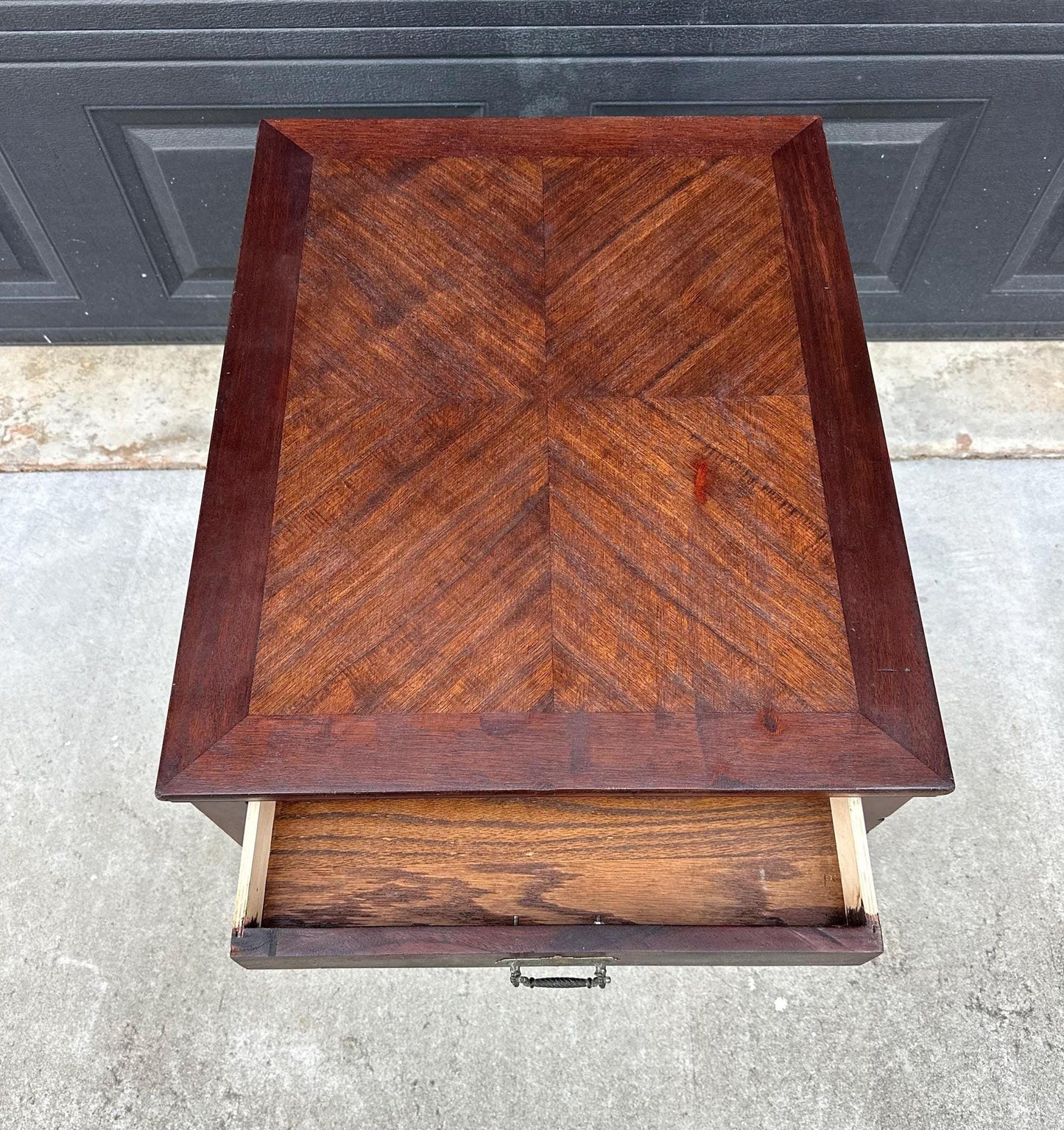 Vintage Mid 1900's Traditional Chinese Chippendale Single Drawer Mahogany Wood End Table