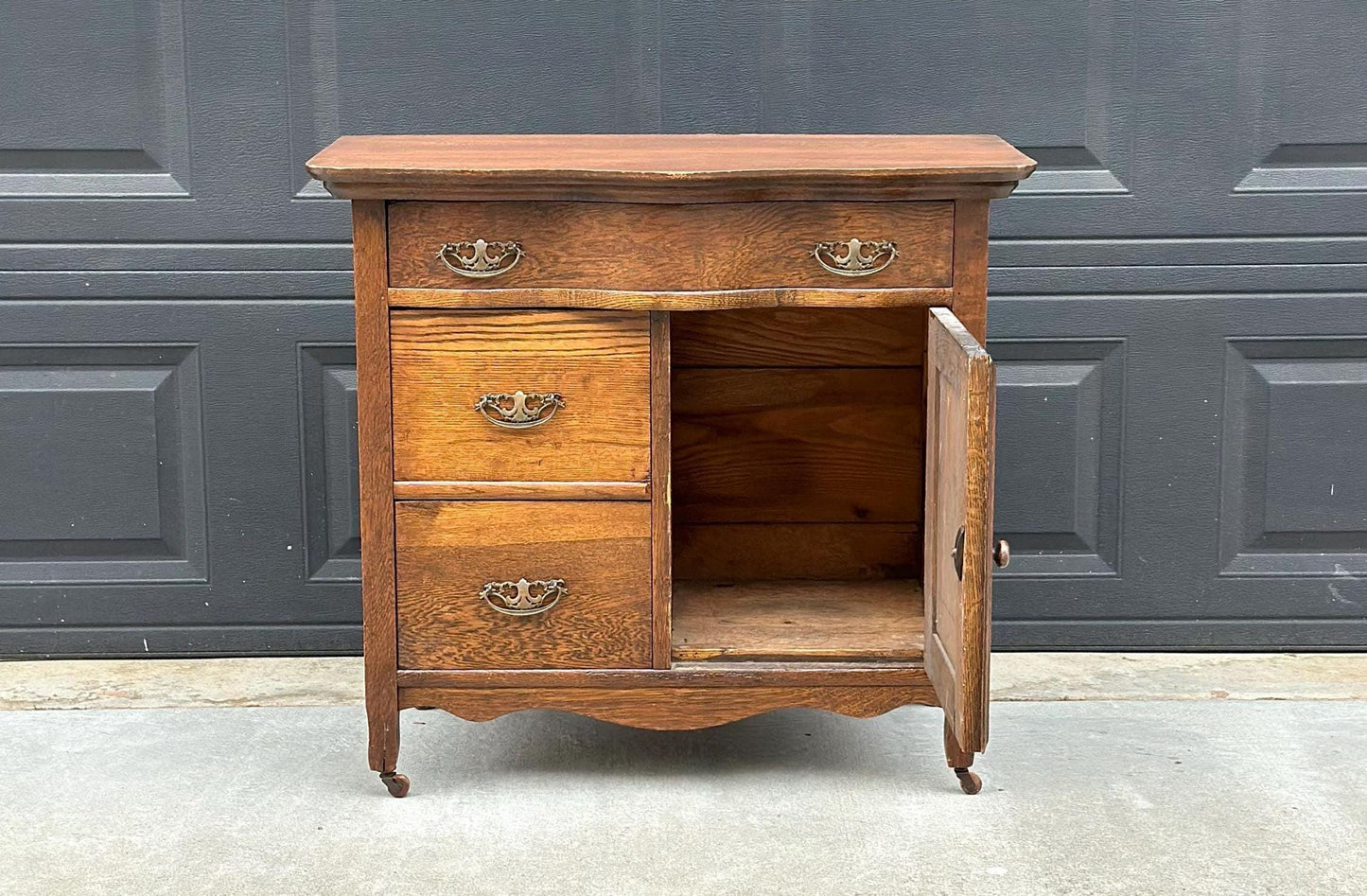 Antique Late 1900's Solid Tiger Oak Wood Storage Accent Chest with Drawers & Cabinet on Casters