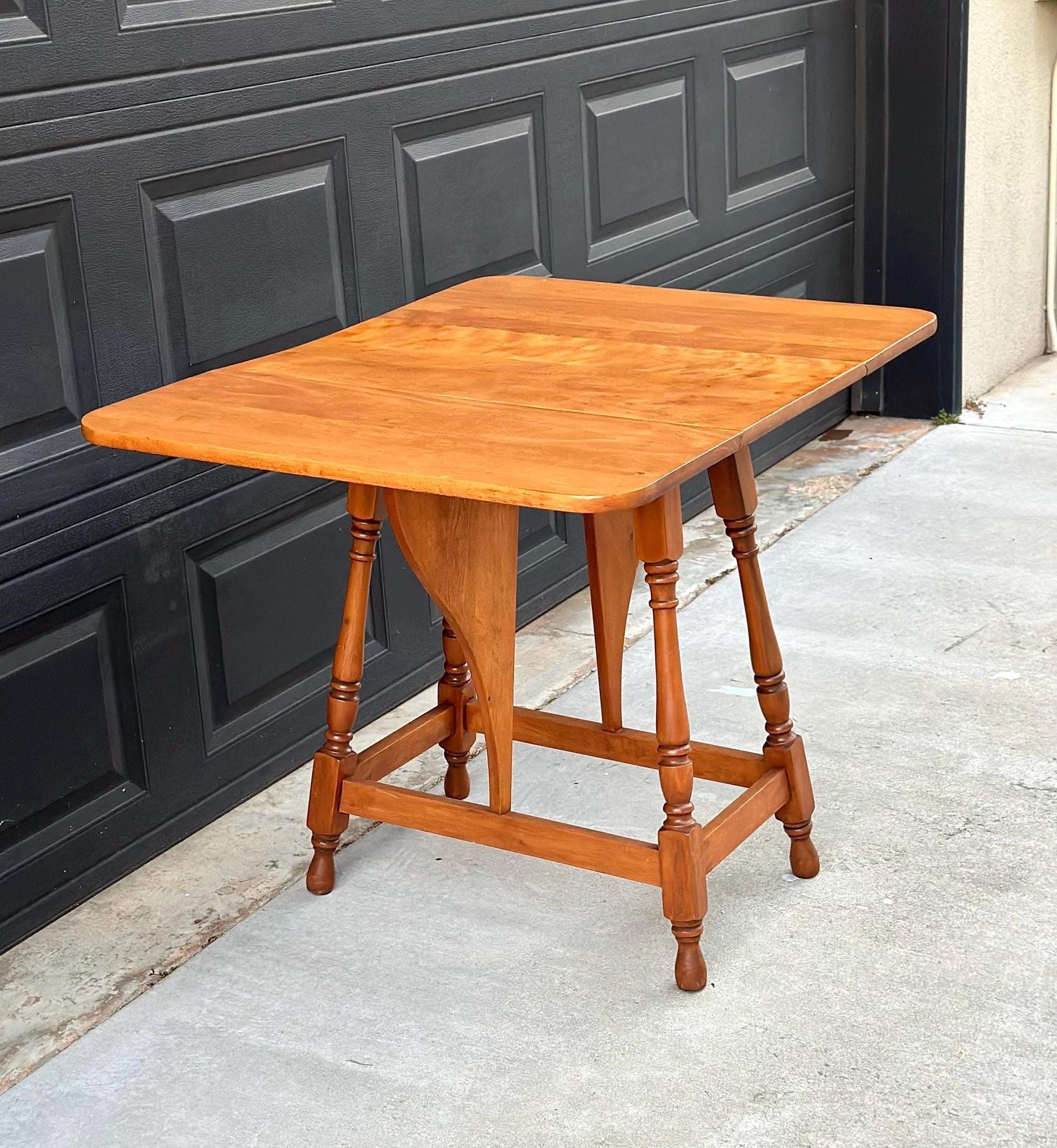 Vintage Mid 1900's Solid Wood Extending Gateleg Maple Dining Table
