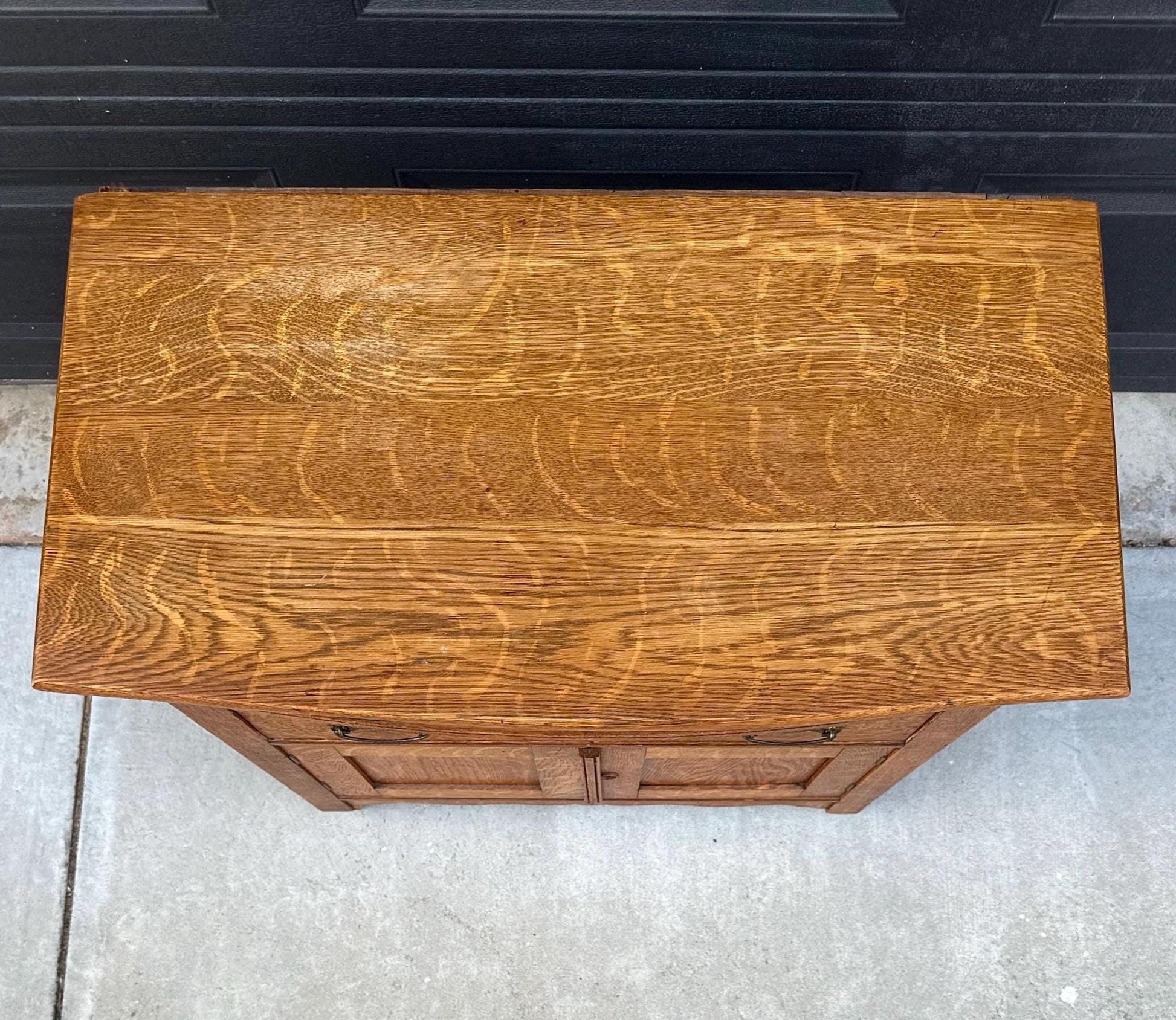 Antique Early 1900's Solid Tiger Oak Accent Storage Arts & Crafts Chest Drawers on Casters