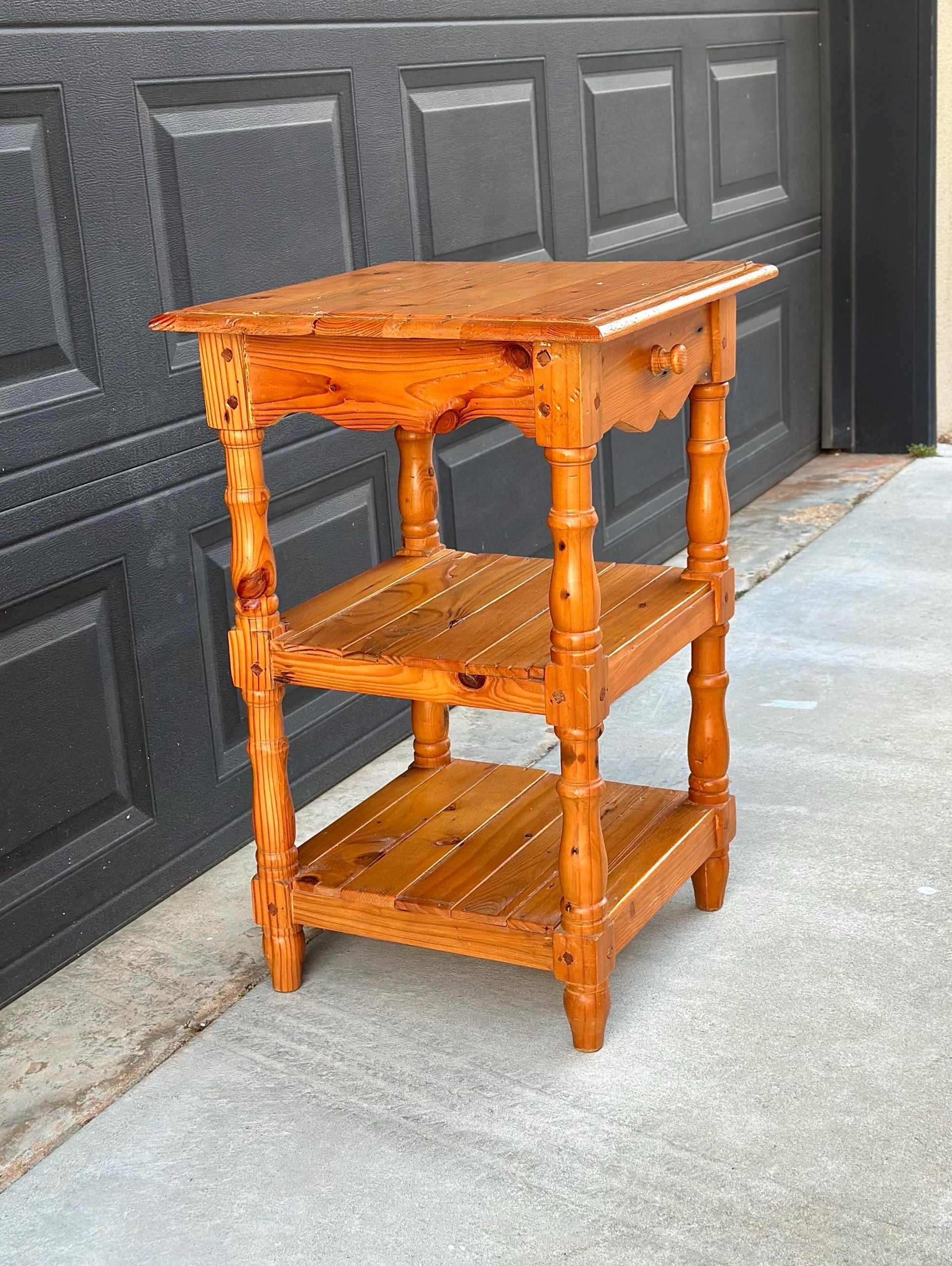 Vintage Mid 1900's Solid Wood Spindle Leg Single Drawer End Table