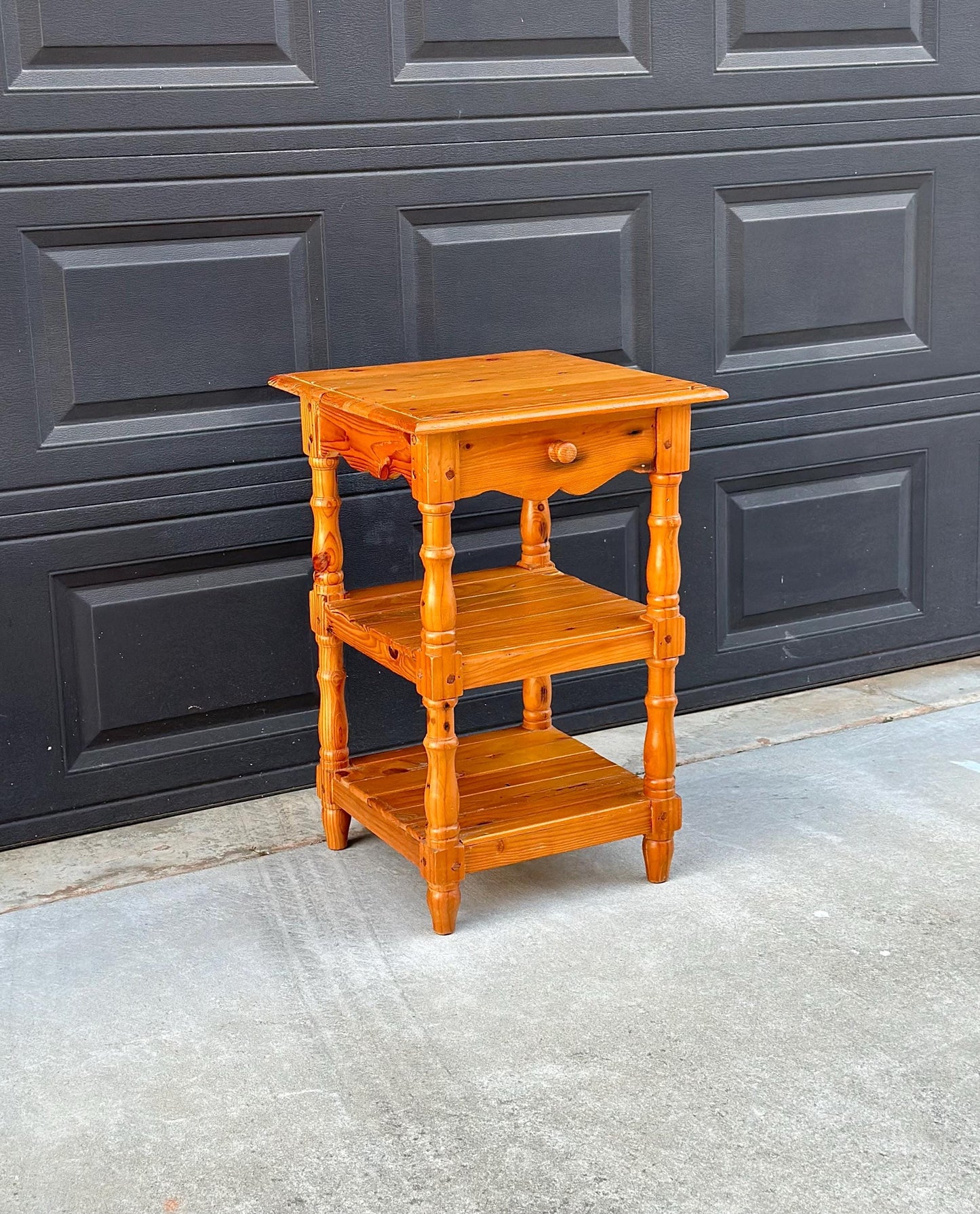 Vintage Mid 1900's Solid Wood Spindle Leg Single Drawer End Table