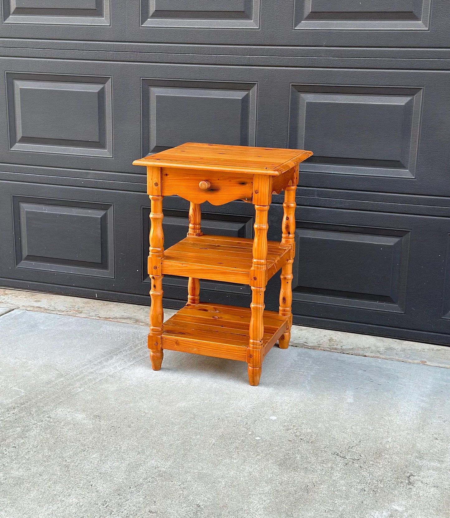 Vintage Mid 1900's Solid Wood Spindle Leg Single Drawer End Table