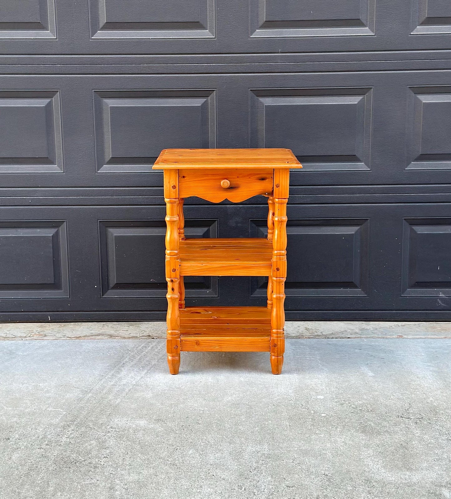 Vintage Mid 1900's Solid Wood Spindle Leg Single Drawer End Table