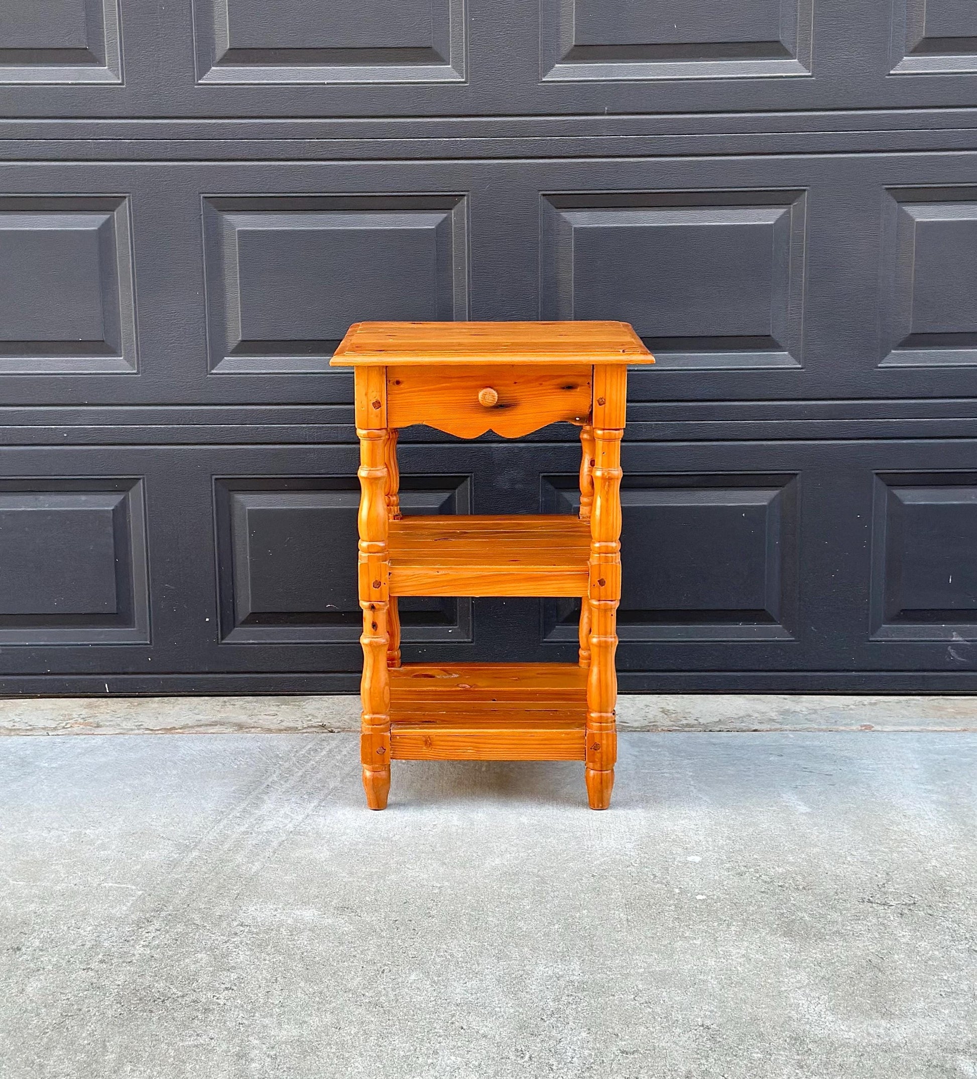 Vintage Mid 1900's Solid Wood Spindle Leg Single Drawer End Table
