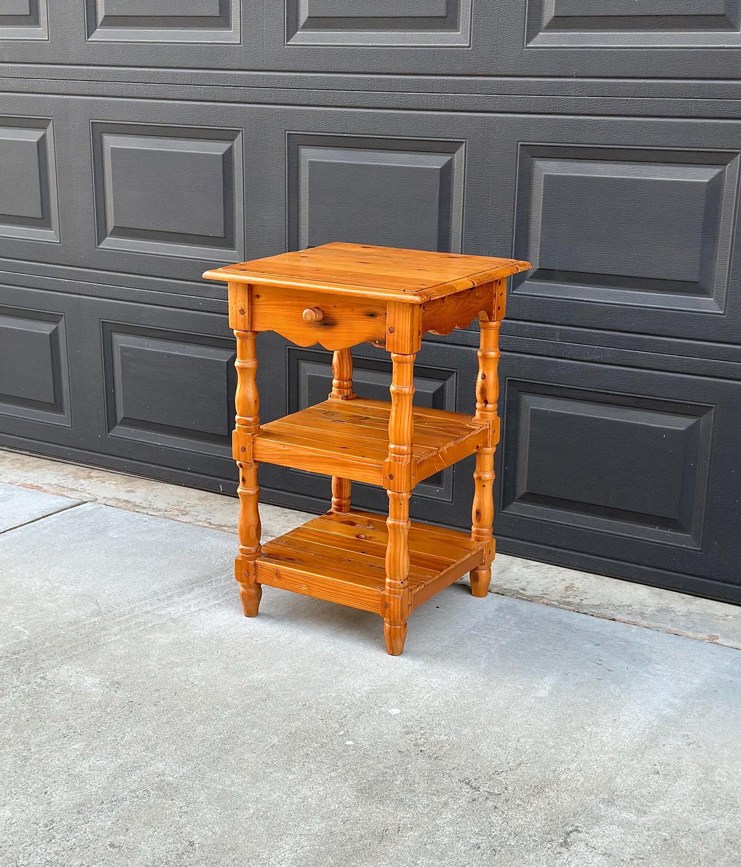 Vintage Mid 1900's Solid Wood Spindle Leg Single Drawer End Table