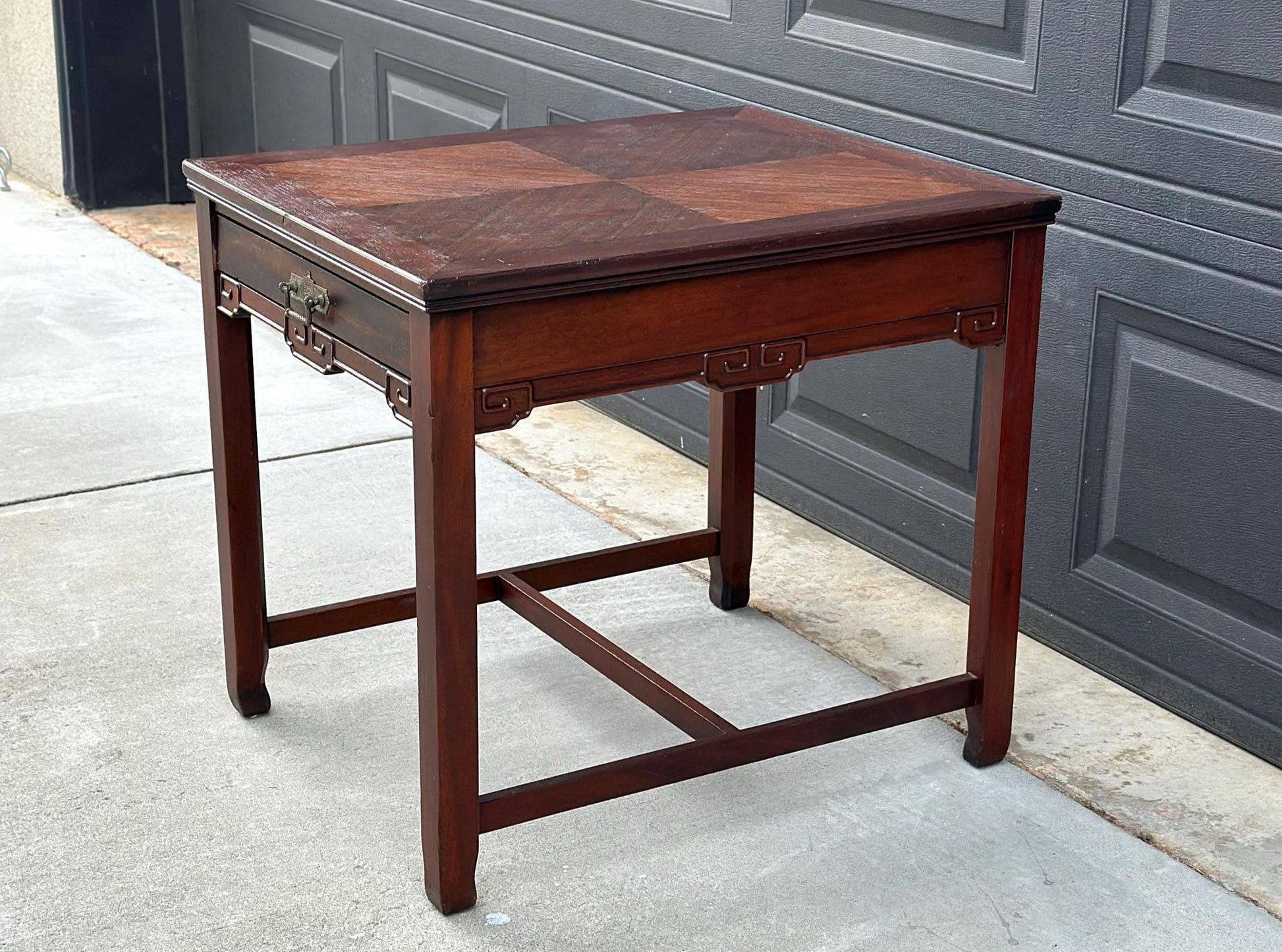 Vintage Mid 1900's Traditional Chinese Chippendale Single Drawer Mahogany Wood End Table