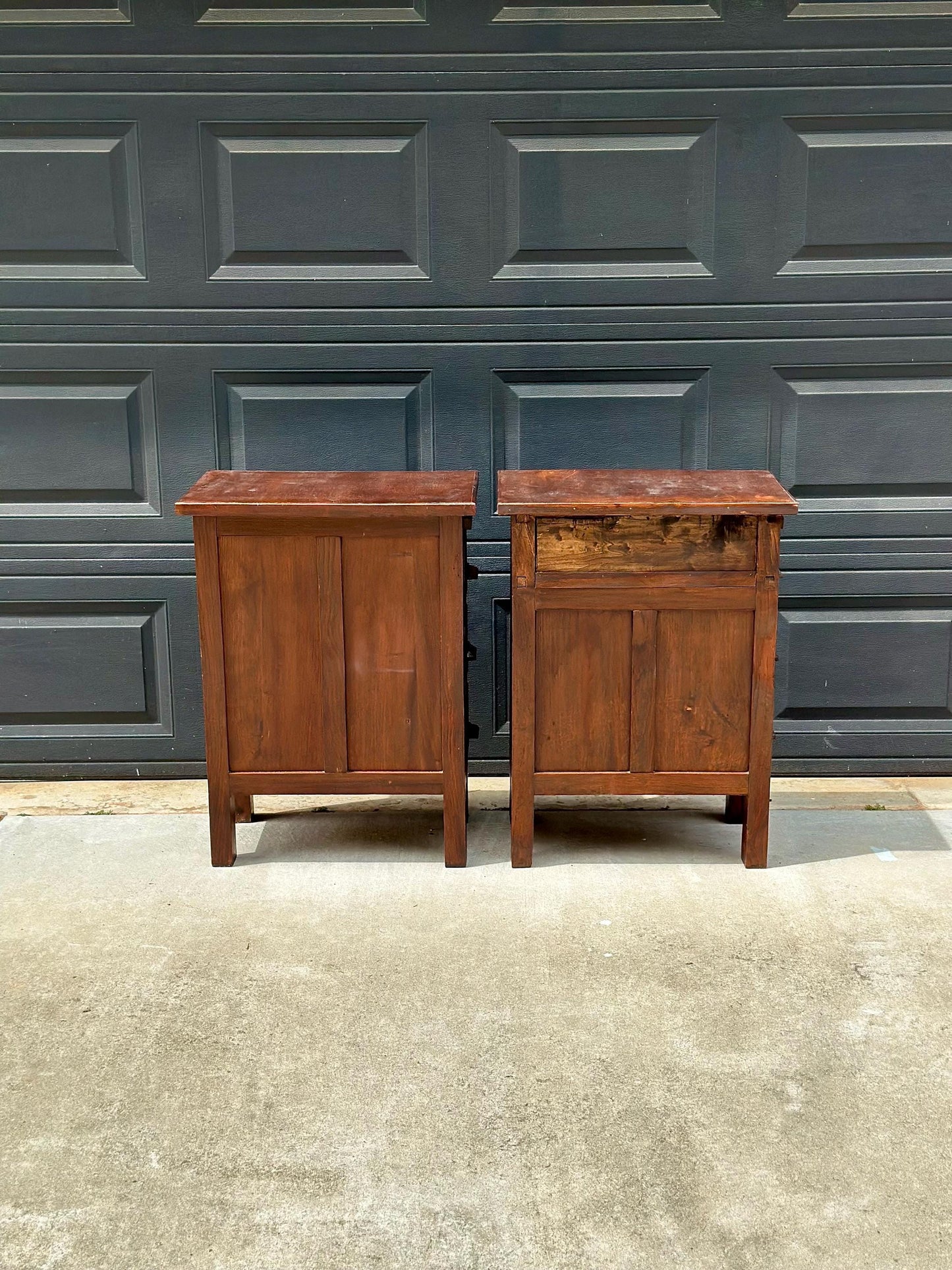 Vintage Early 20th Century Craftsman Walnut Wood Extending Side Tables with Skeleton Key & Drawer Storage - a Pair
