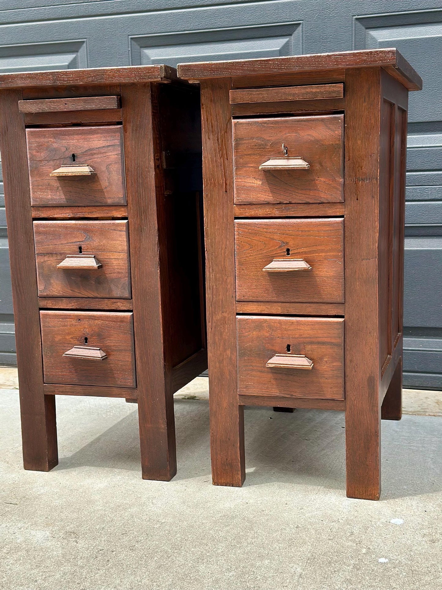 Vintage Early 20th Century Craftsman Walnut Wood Extending Side Tables with Skeleton Key & Drawer Storage - a Pair