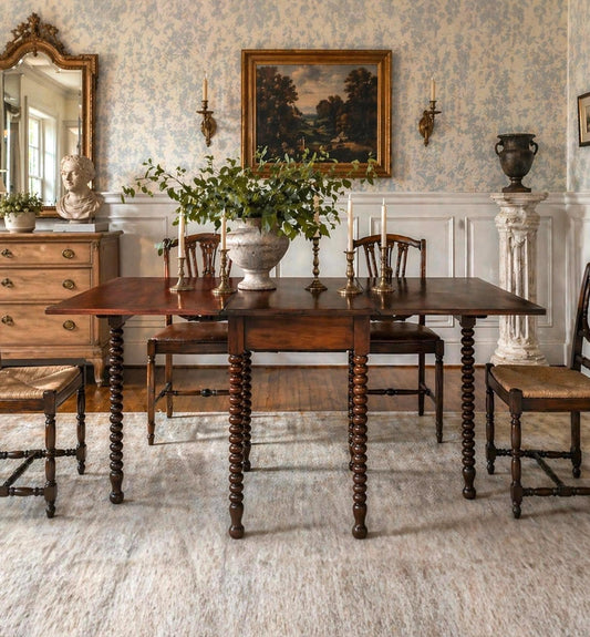 Vintage Late 19th Century Spindle Leg Victorian Mahogany Wood Gateleg Practical Dining Table