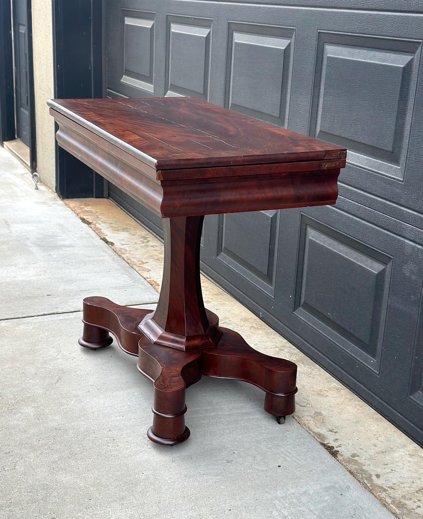 Antique Early 19th C Crotch Mahogany Wood Victorian Expanding Console Accent Table on Casters