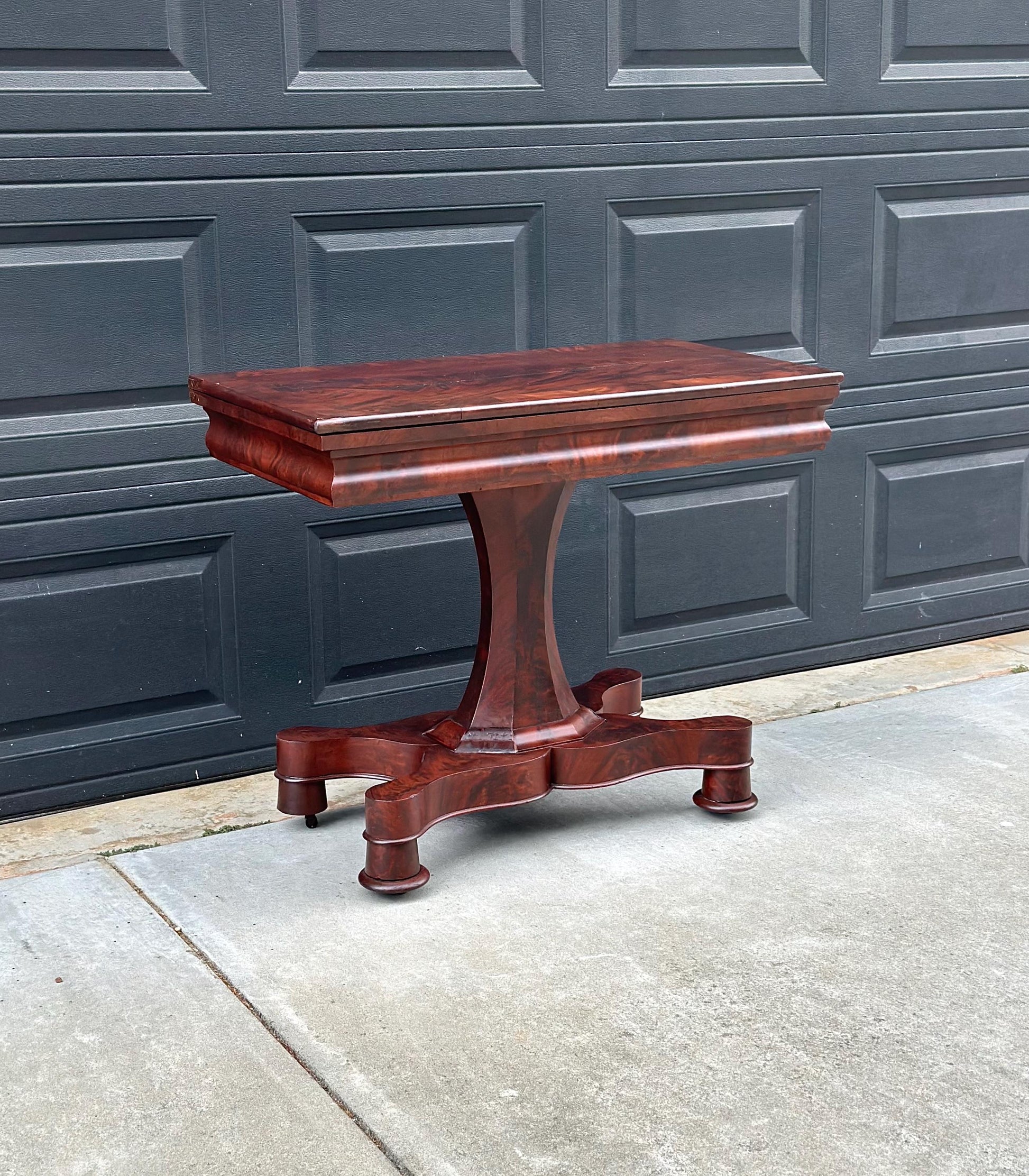 Antique Early 19th C Crotch Mahogany Wood Victorian Expanding Console Accent Table on Casters