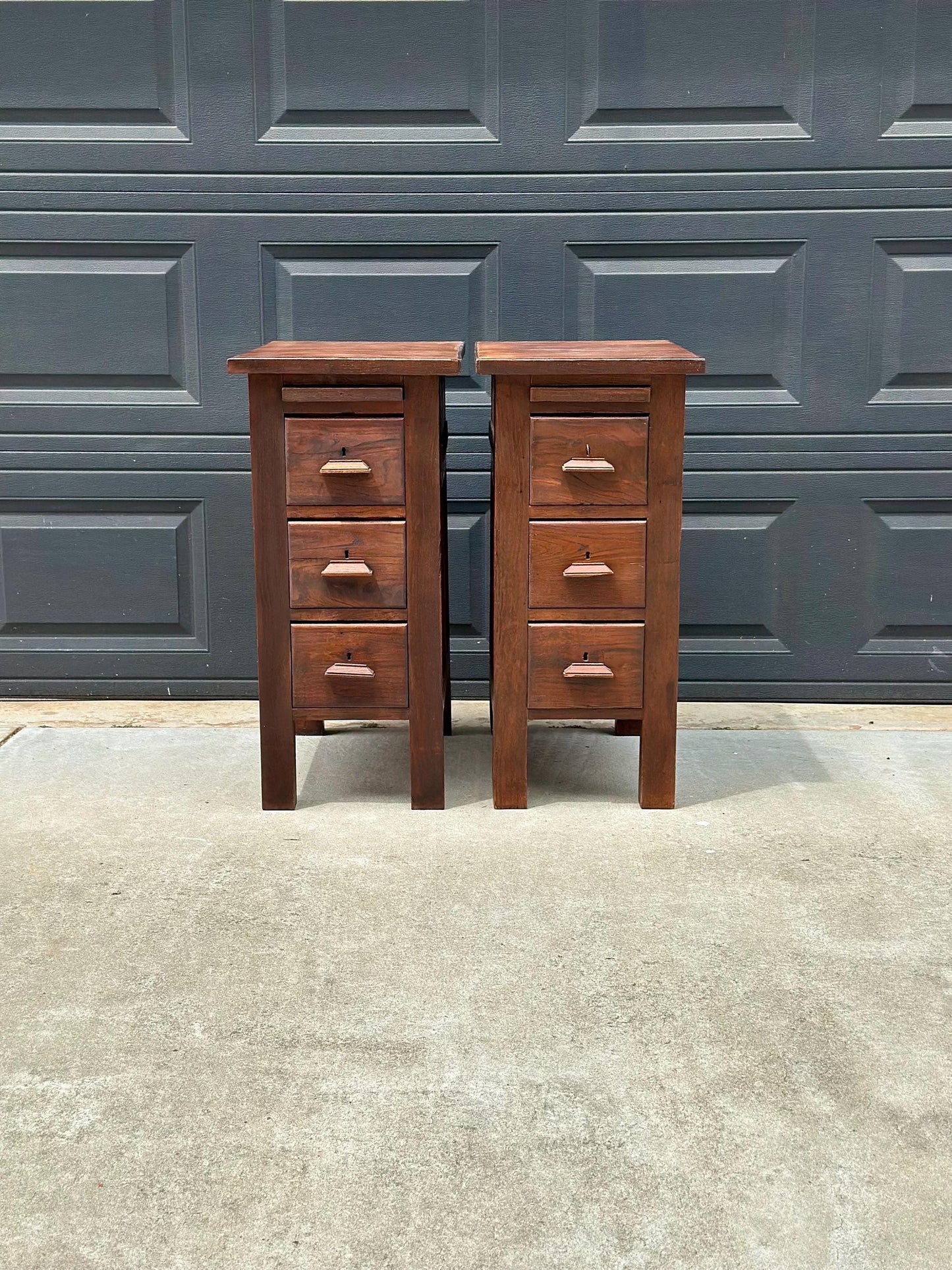 Vintage Early 20th Century Craftsman Walnut Wood Extending Side Tables with Skeleton Key & Drawer Storage - a Pair