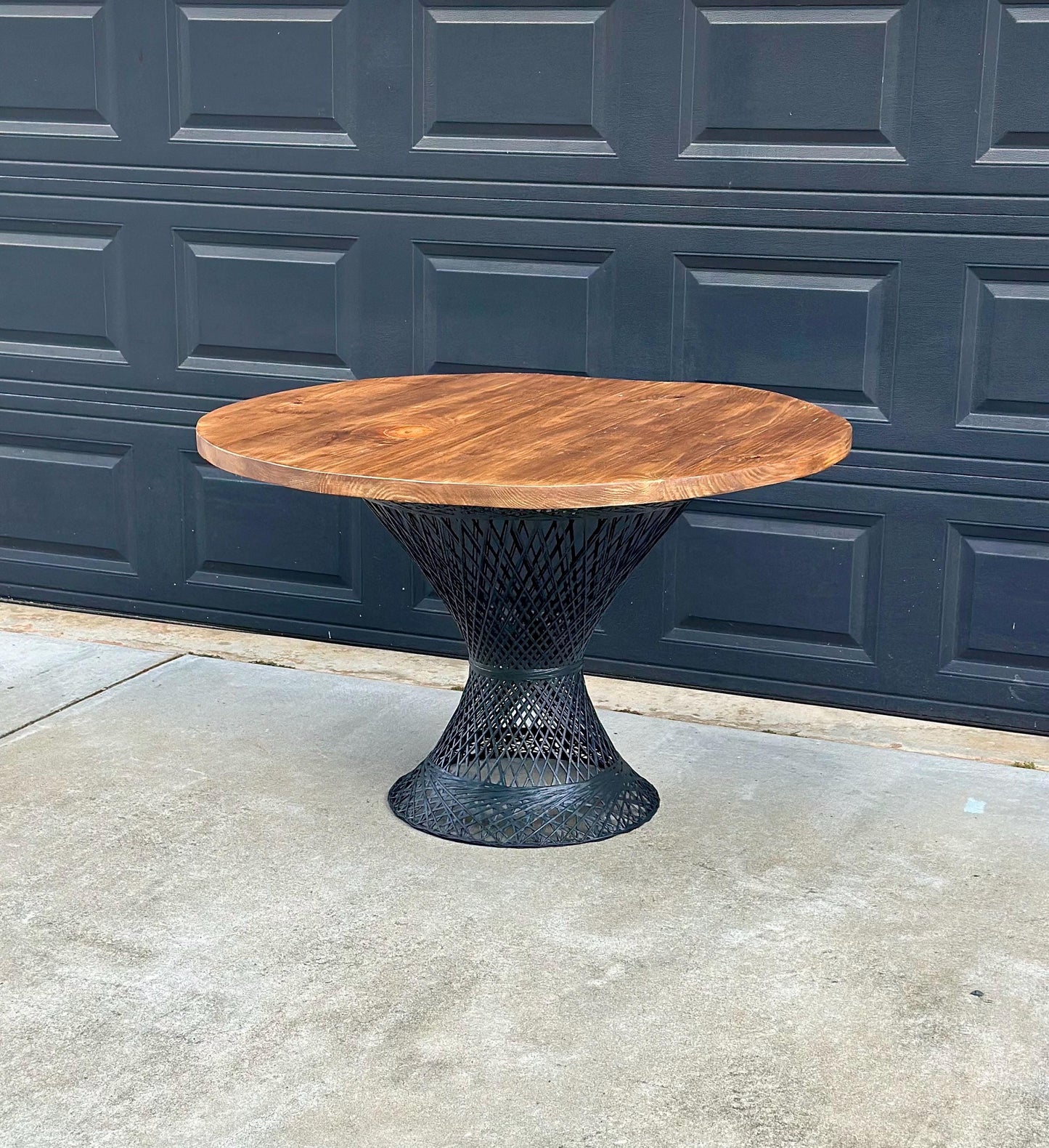 Vintage Mid Century Russell Woodard Spun Fiberglass & Oak Solid Wood Round Bistro Dining Table 47" Diameter