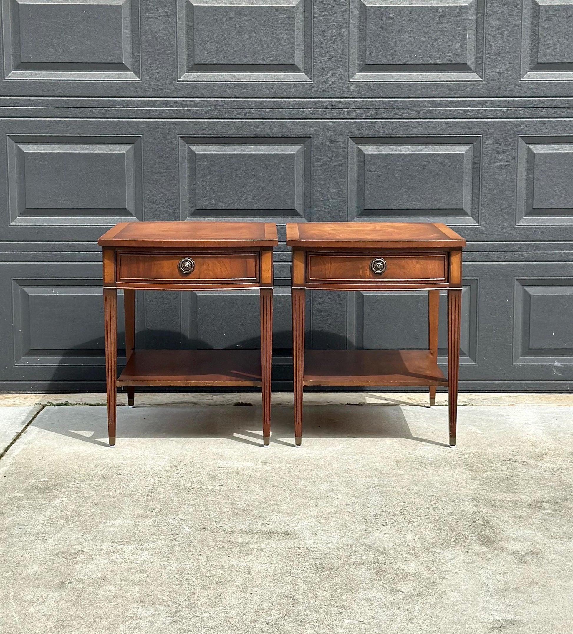 Vintage Mid 20th C Mahogany Wood Hepplewhite Bowfront Single Drawer Open Shelf End Tables - a Pair