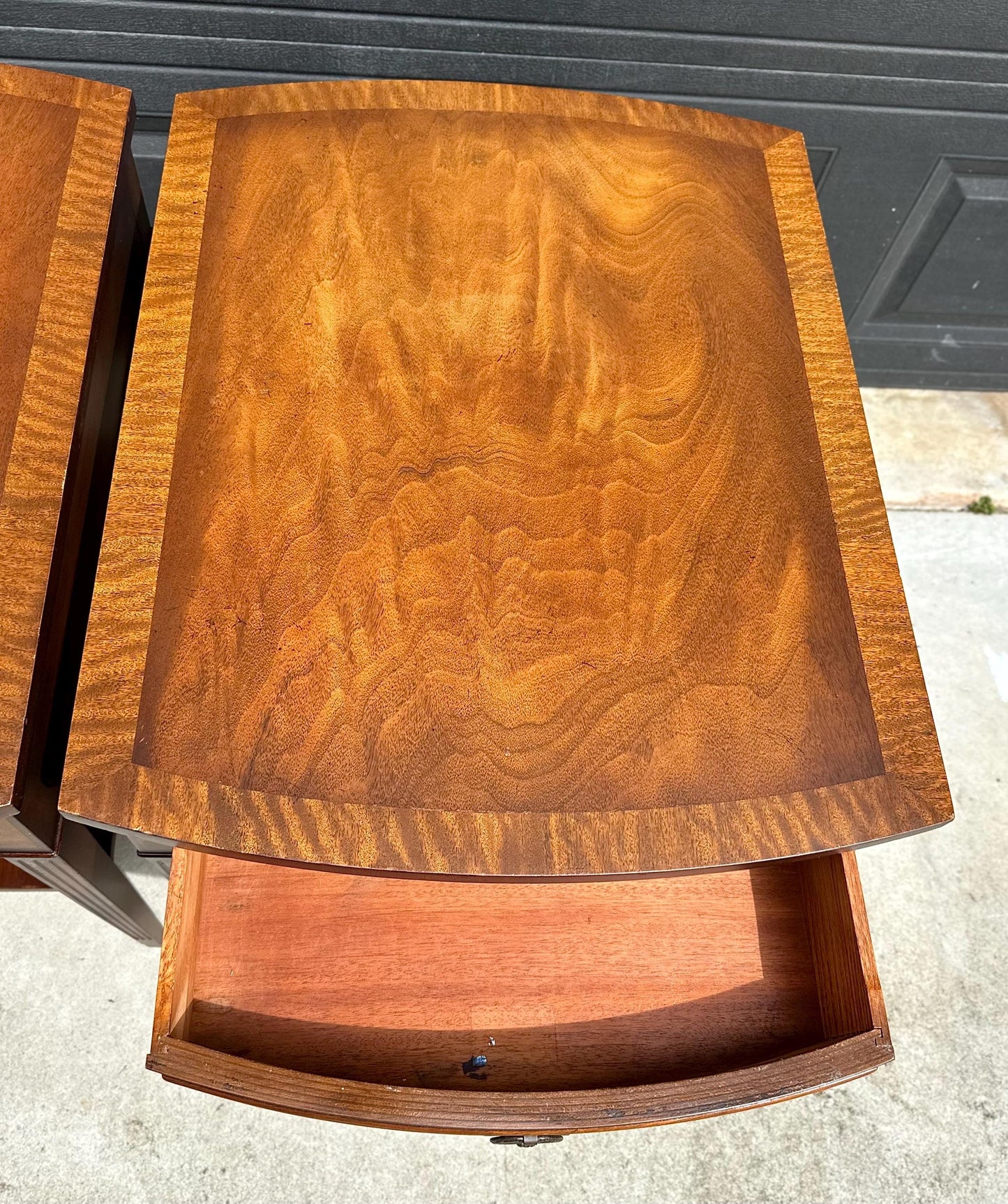 Vintage Mid 20th C Mahogany Wood Hepplewhite Bowfront Single Drawer Open Shelf End Tables - a Pair