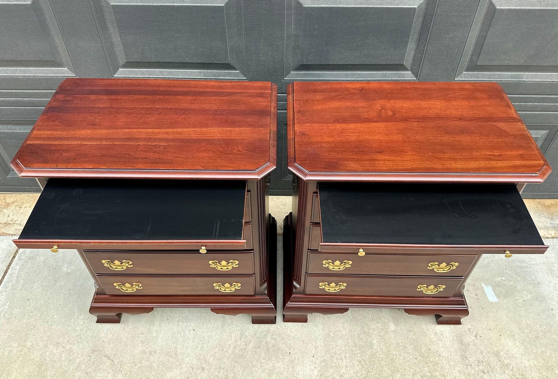 Vintage Solid Mahogany Wood Four Drawer Traditional Bedside Chests with Pull Out Tray - a Pair