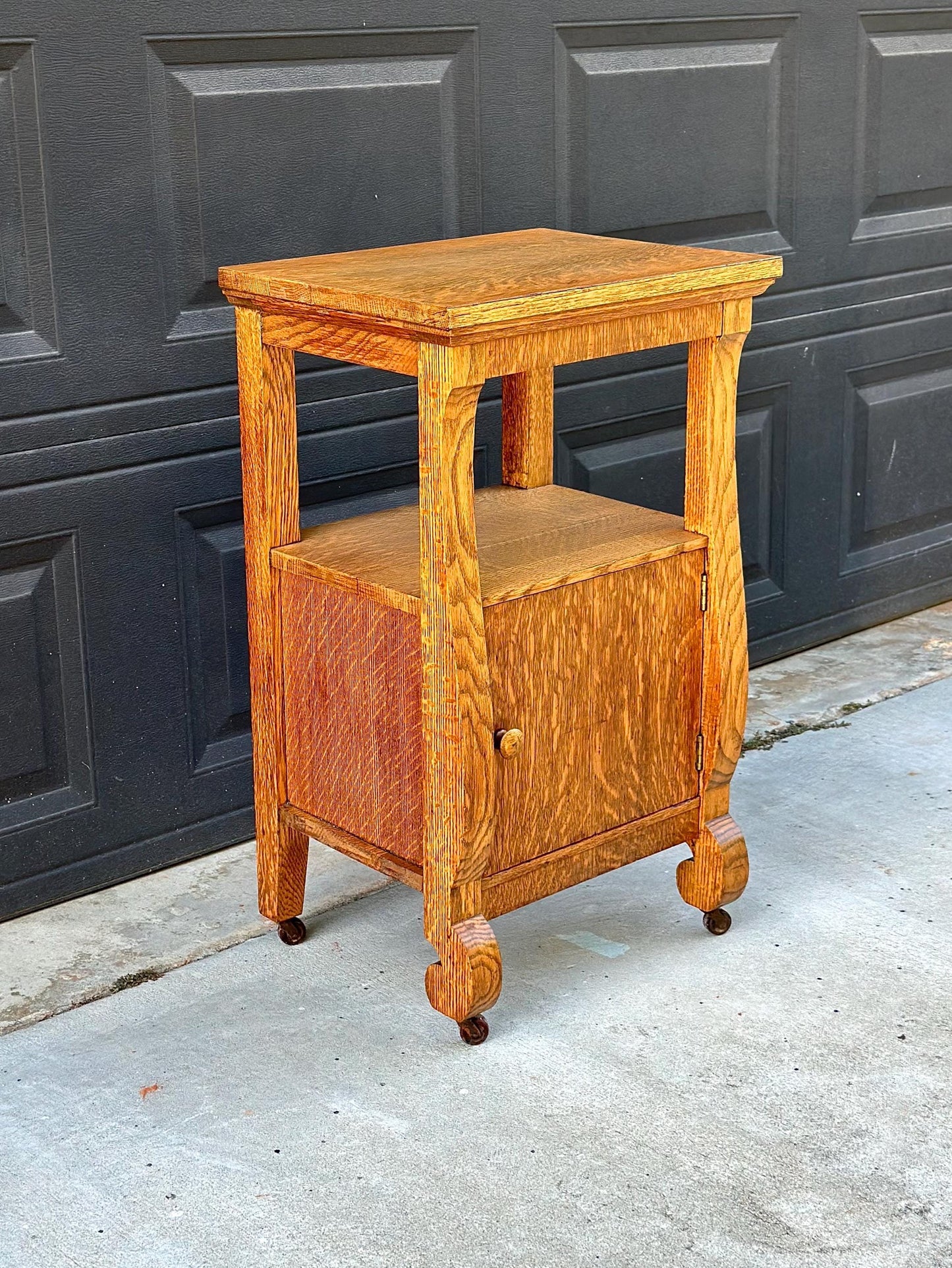 Antique Early 20th C Quarter Sawn Oak Wood Open Shelf Accent Cabinet on Casters 18" Wide