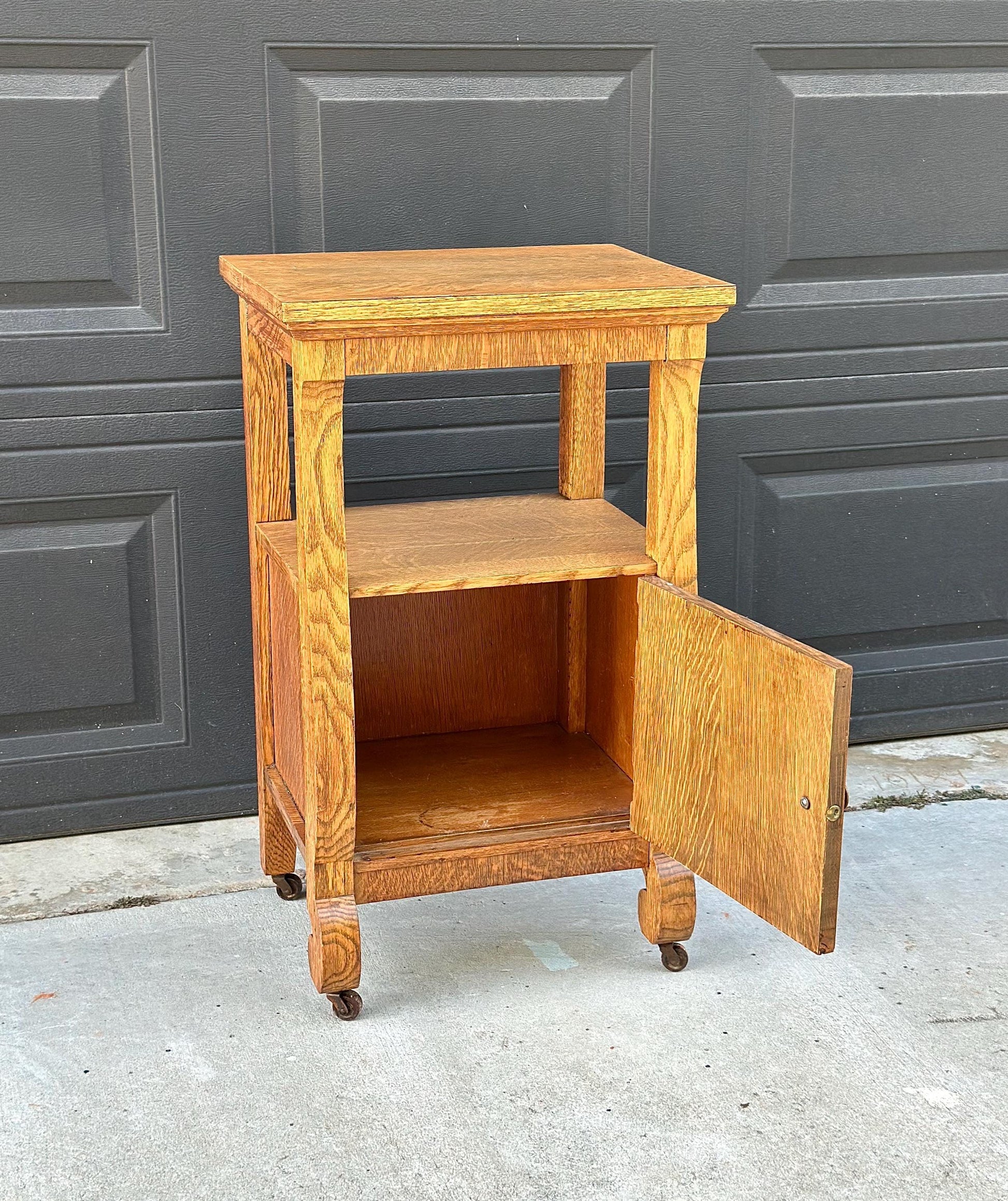 Antique Early 20th C Quarter Sawn Oak Wood Open Shelf Accent Cabinet on Casters 18" Wide