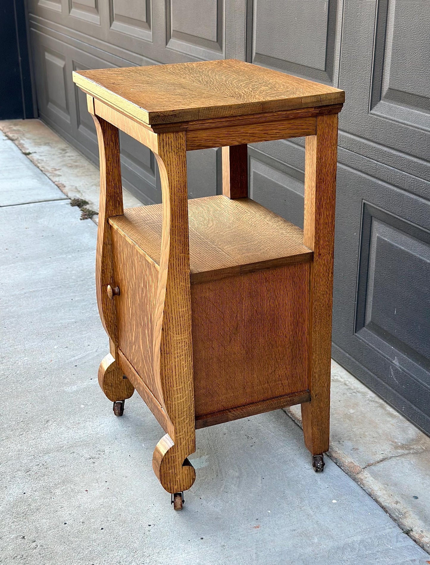 Antique Early 20th C Quarter Sawn Oak Wood Open Shelf Accent Cabinet on Casters 18" Wide