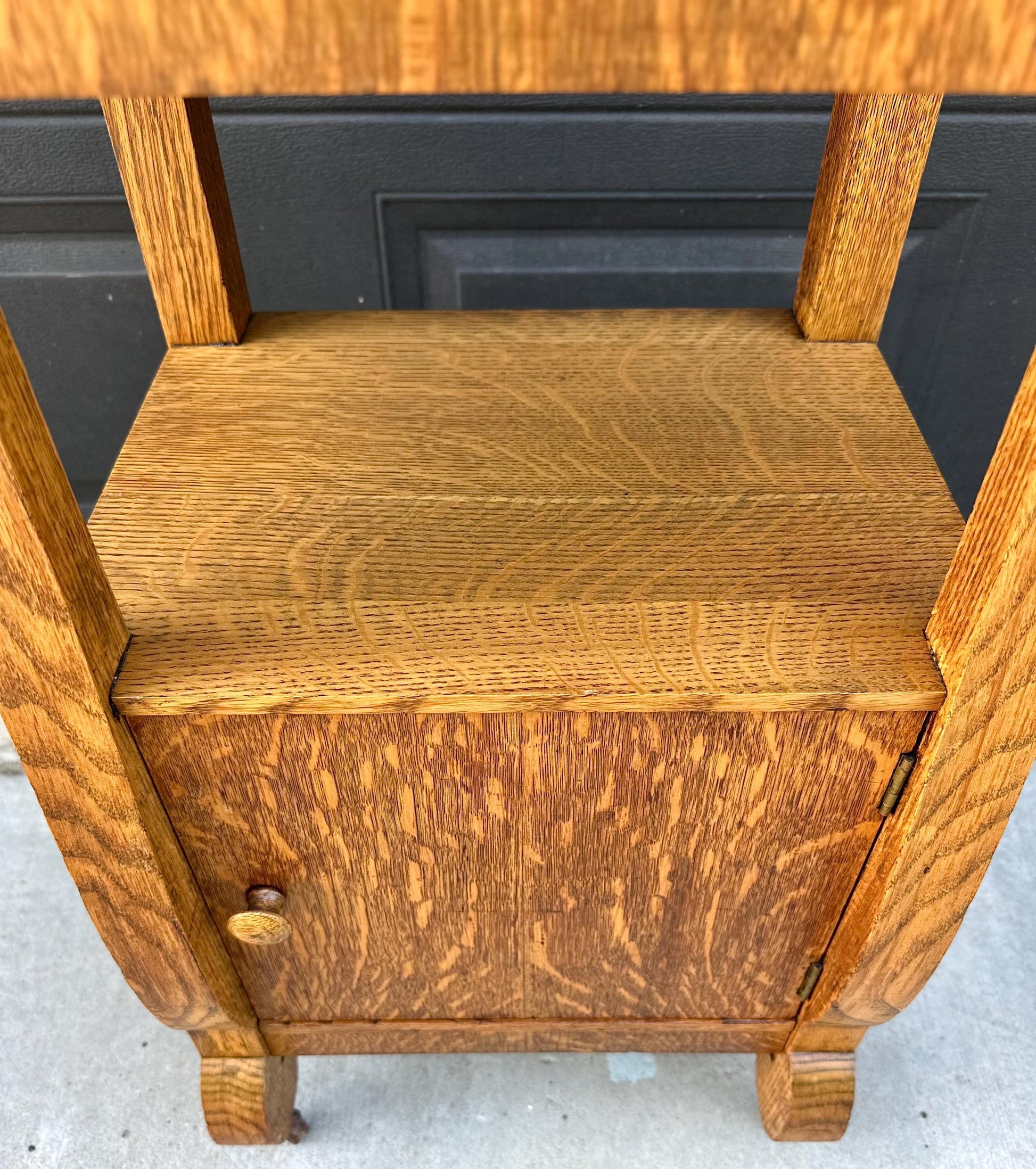 Antique Early 20th C Quarter Sawn Oak Wood Open Shelf Accent Cabinet on Casters 18" Wide