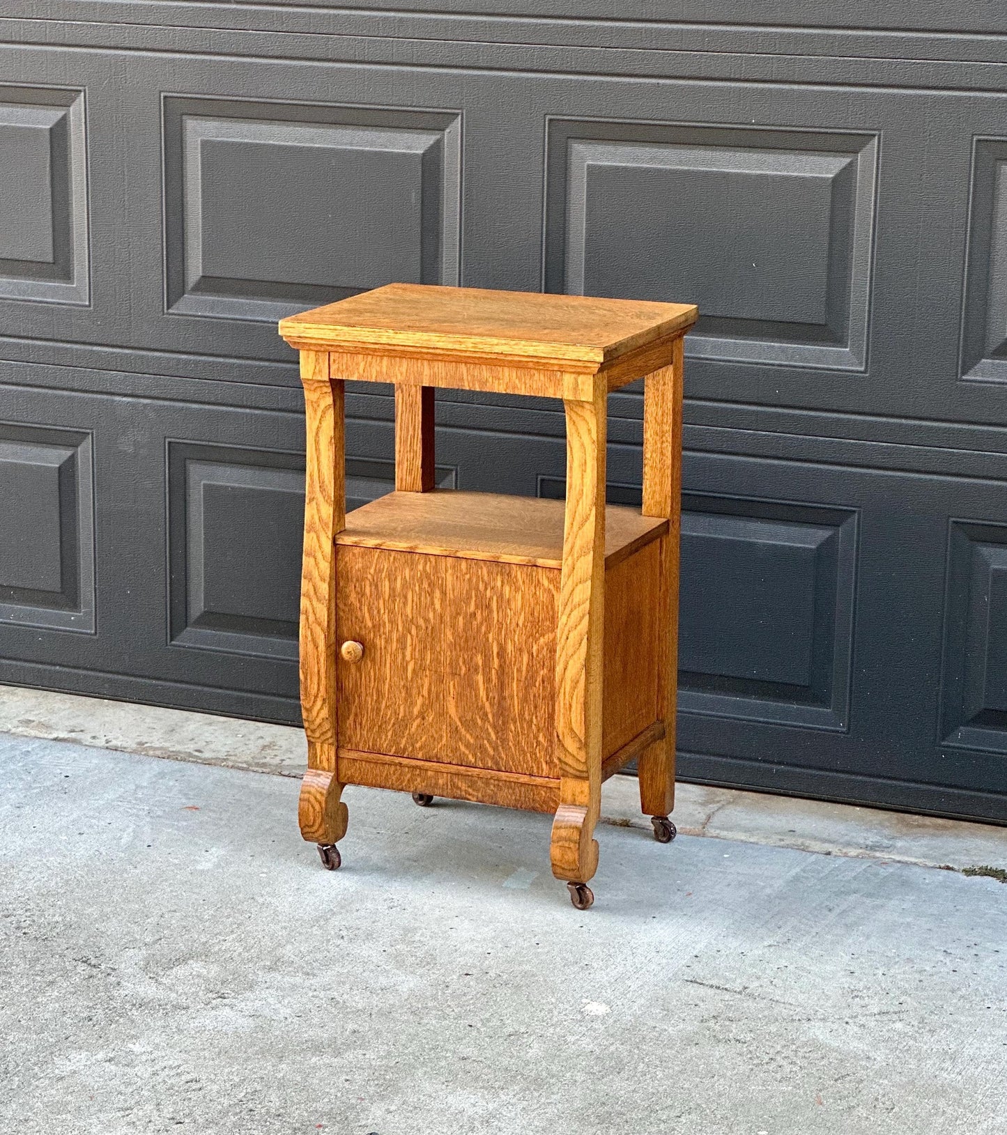 Antique Early 20th C Quarter Sawn Oak Wood Open Shelf Accent Cabinet on Casters 18" Wide