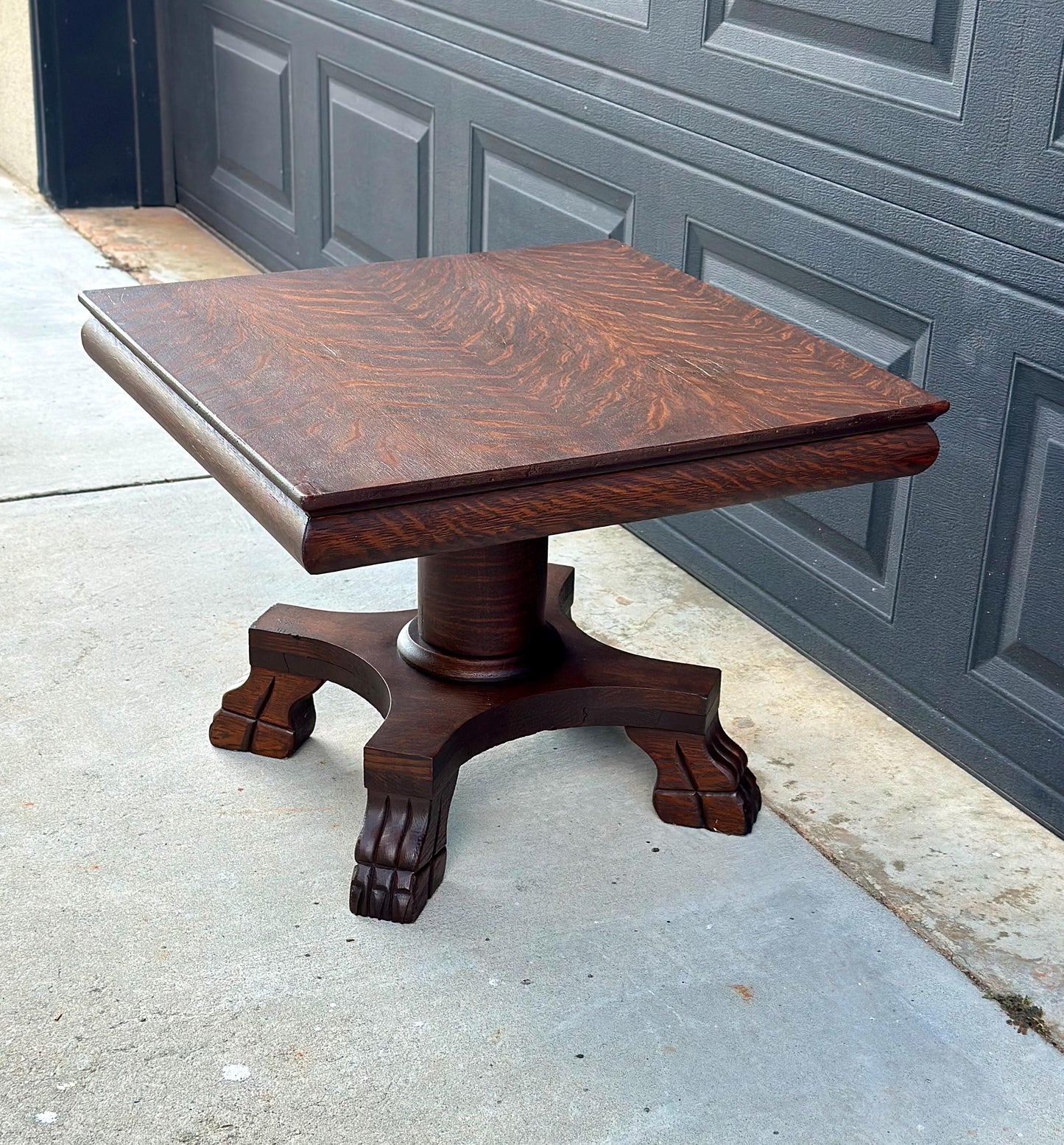 Antique Early 20th Century Quarter Sawn Oak Carved Wood Cocktail Accent Table