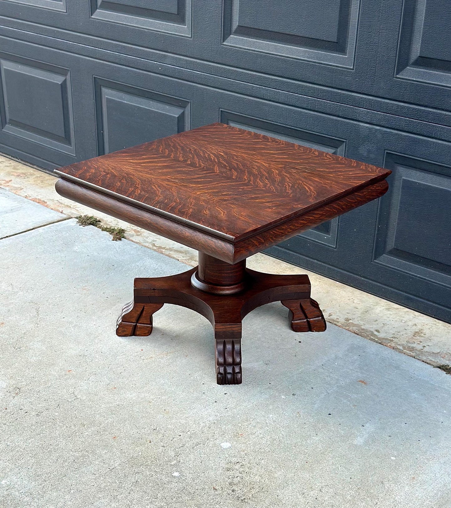 Antique Early 20th Century Quarter Sawn Oak Carved Wood Cocktail Accent Table