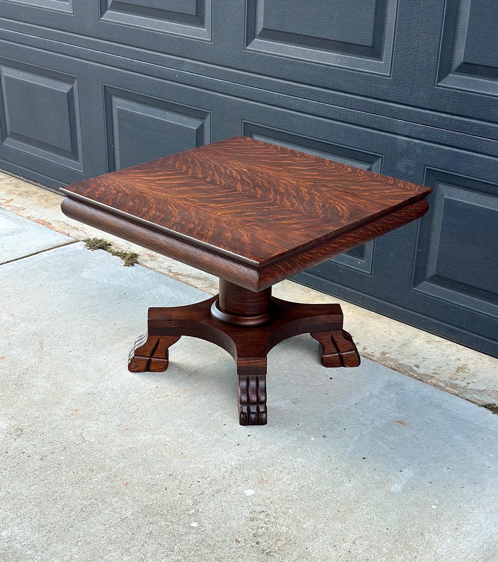 Antique Early 20th Century Quarter Sawn Oak Carved Wood Cocktail Accent Table