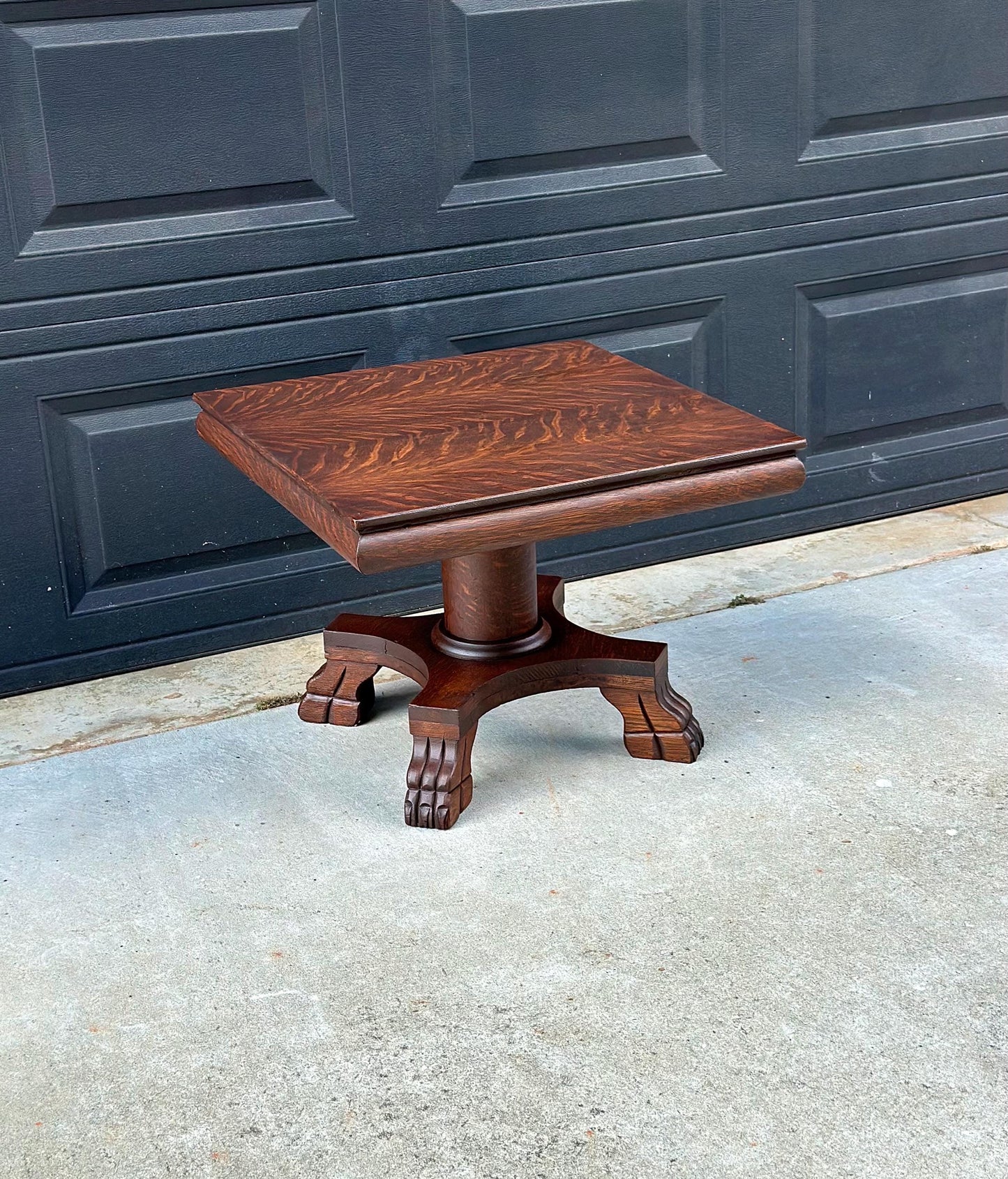 Antique Early 20th Century Quarter Sawn Oak Carved Wood Cocktail Accent Table