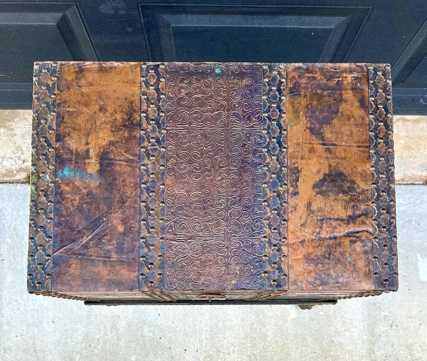 Vintage Mid 20th Century Velvet Lined Brass Studded Asian Trunk Storage Accent Table 26" Wide