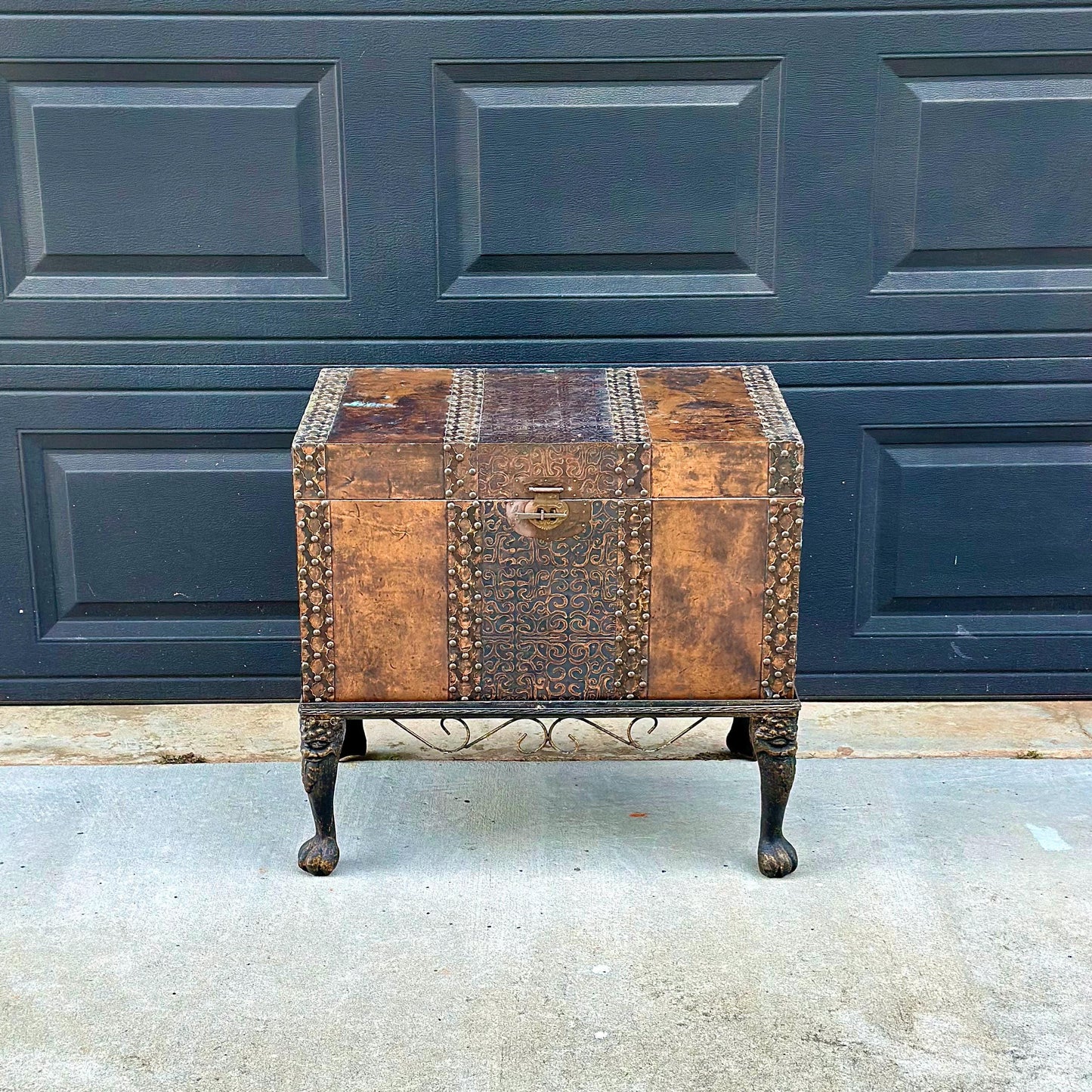 Vintage Mid 20th Century Velvet Lined Brass Studded Asian Trunk Storage Accent Table 26" Wide