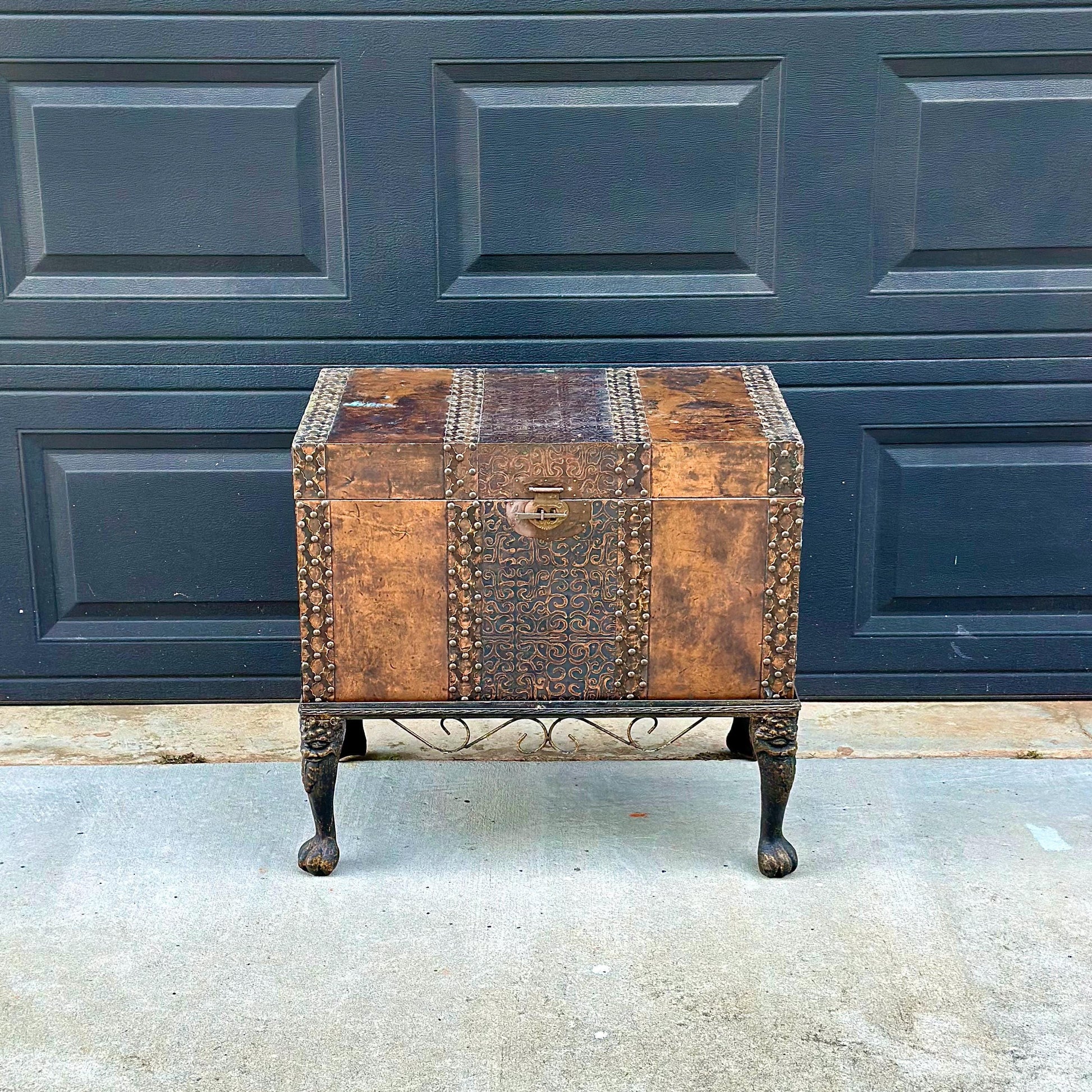 Vintage Mid 20th Century Velvet Lined Brass Studded Asian Trunk Storage Accent Table 26" Wide