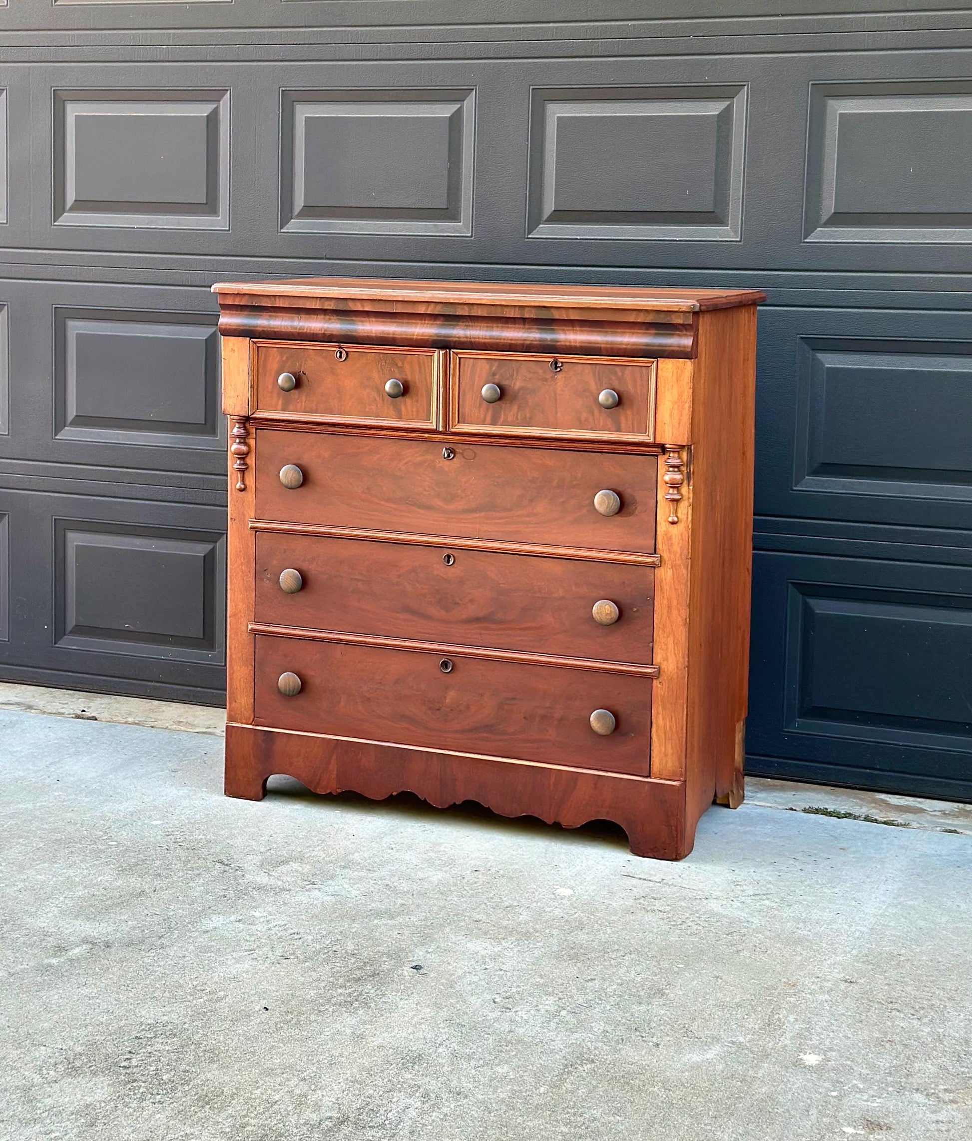 Antique Mid 19th Century Eastlake Bookmatched Mahogany Five Drawer Accent Dresser Chest 40.5" Wide