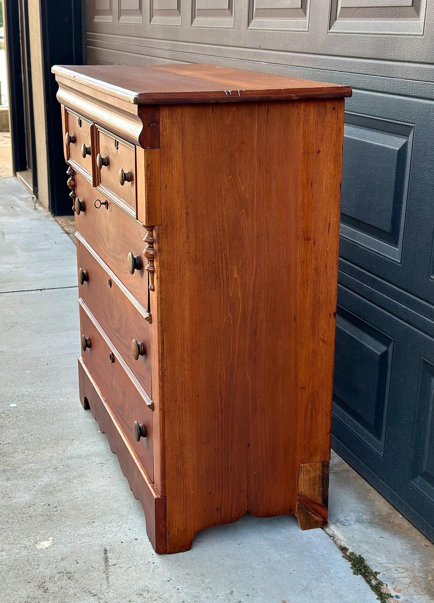 Antique Mid 19th Century Eastlake Bookmatched Mahogany Five Drawer Accent Dresser Chest 40.5" Wide