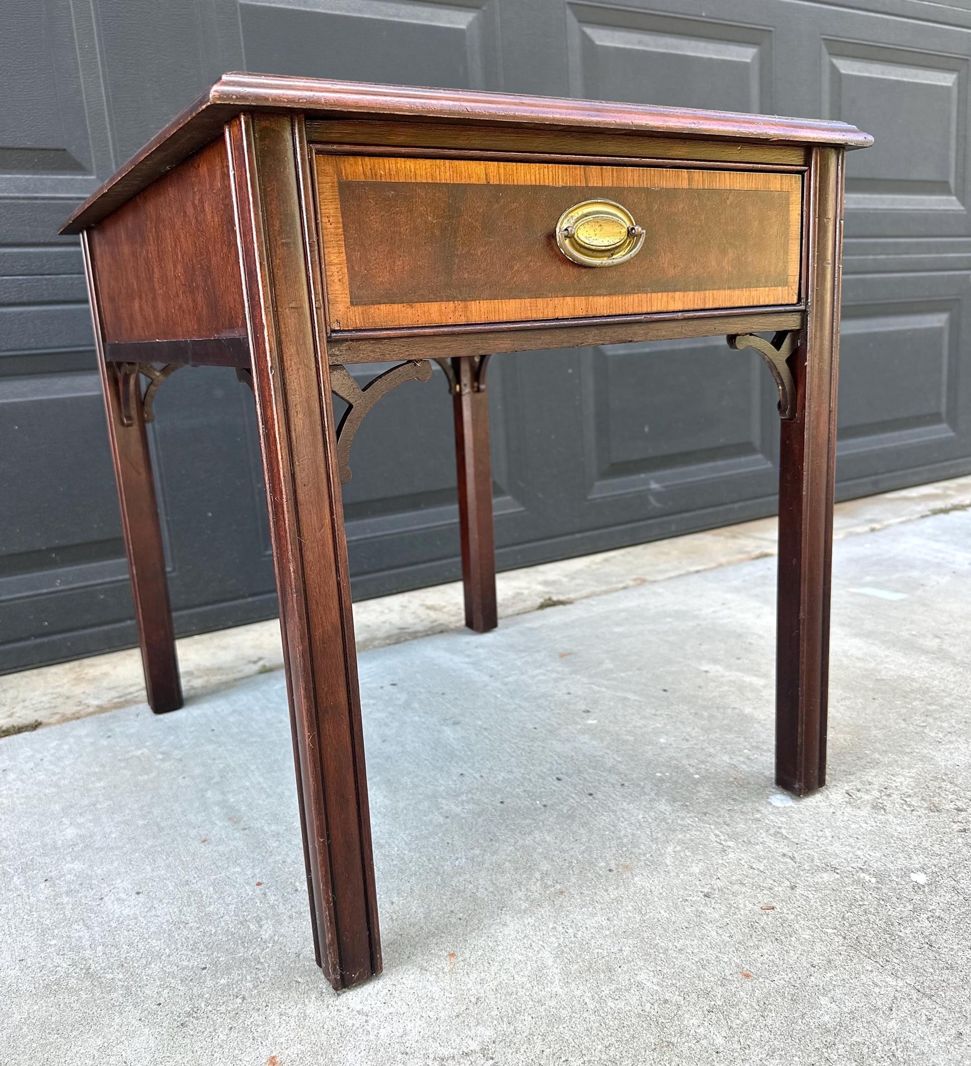 Vintage Mid 20th Century Traditional Banded Mahogany Single Drawer Lamp End Table 21.25" Wide