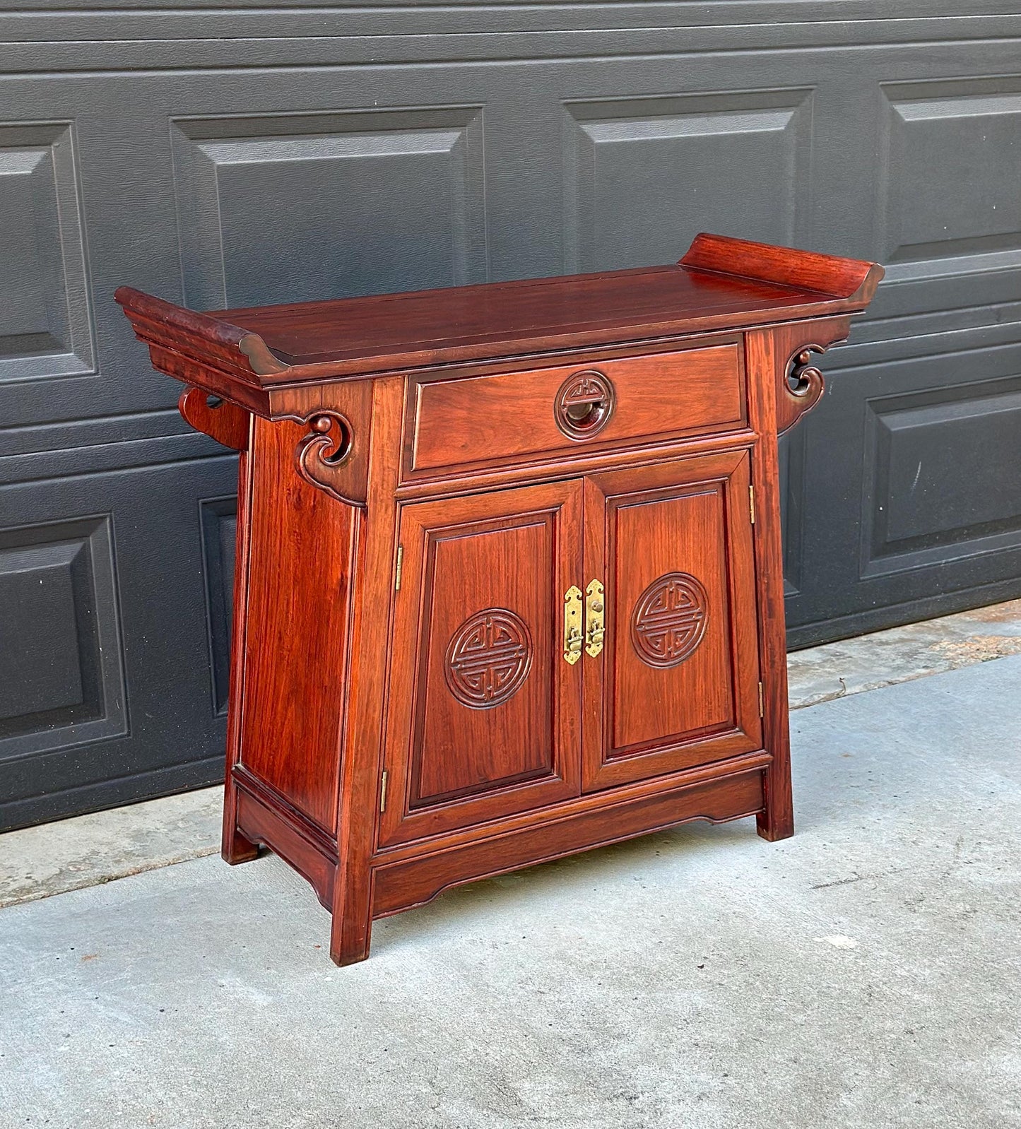 Vintage Mid 20th Century Traditional Chinese Ming Solid Rosewood Narrow Console Cabinet 36" Wide
