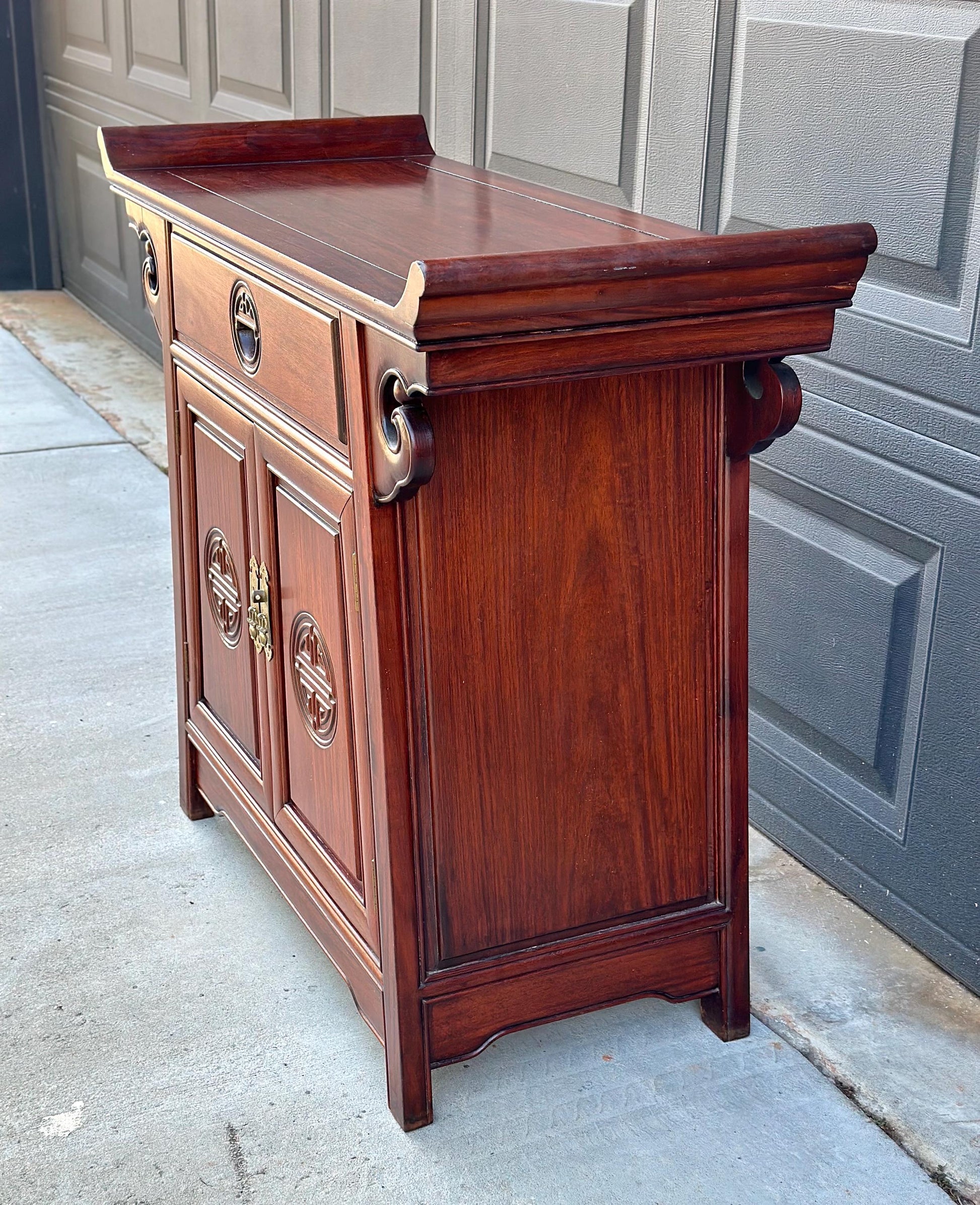 Vintage Mid 20th Century Traditional Chinese Ming Solid Rosewood Narrow Console Cabinet 36" Wide