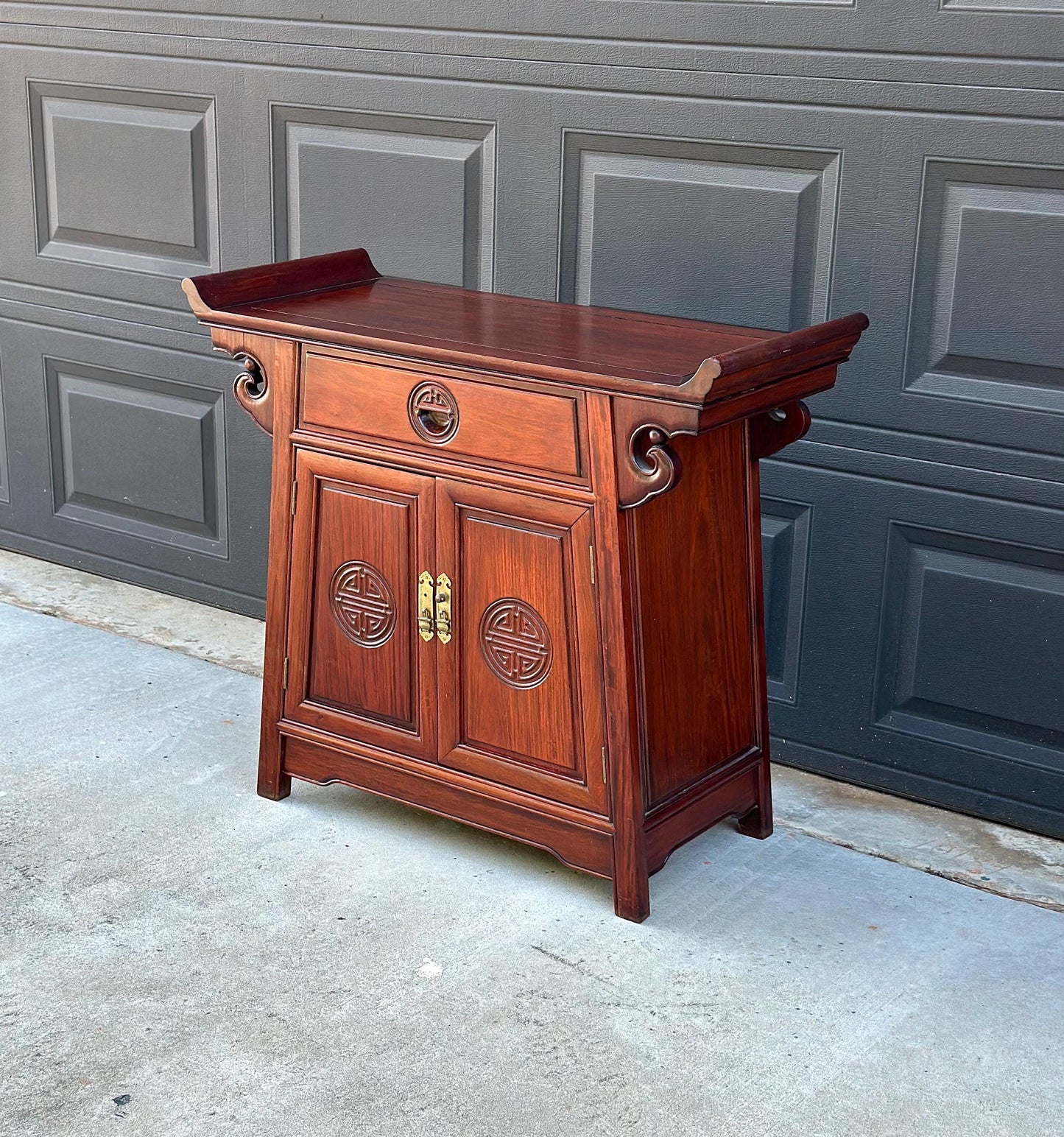 Vintage Mid 20th Century Traditional Chinese Ming Solid Rosewood Narrow Console Cabinet 36" Wide