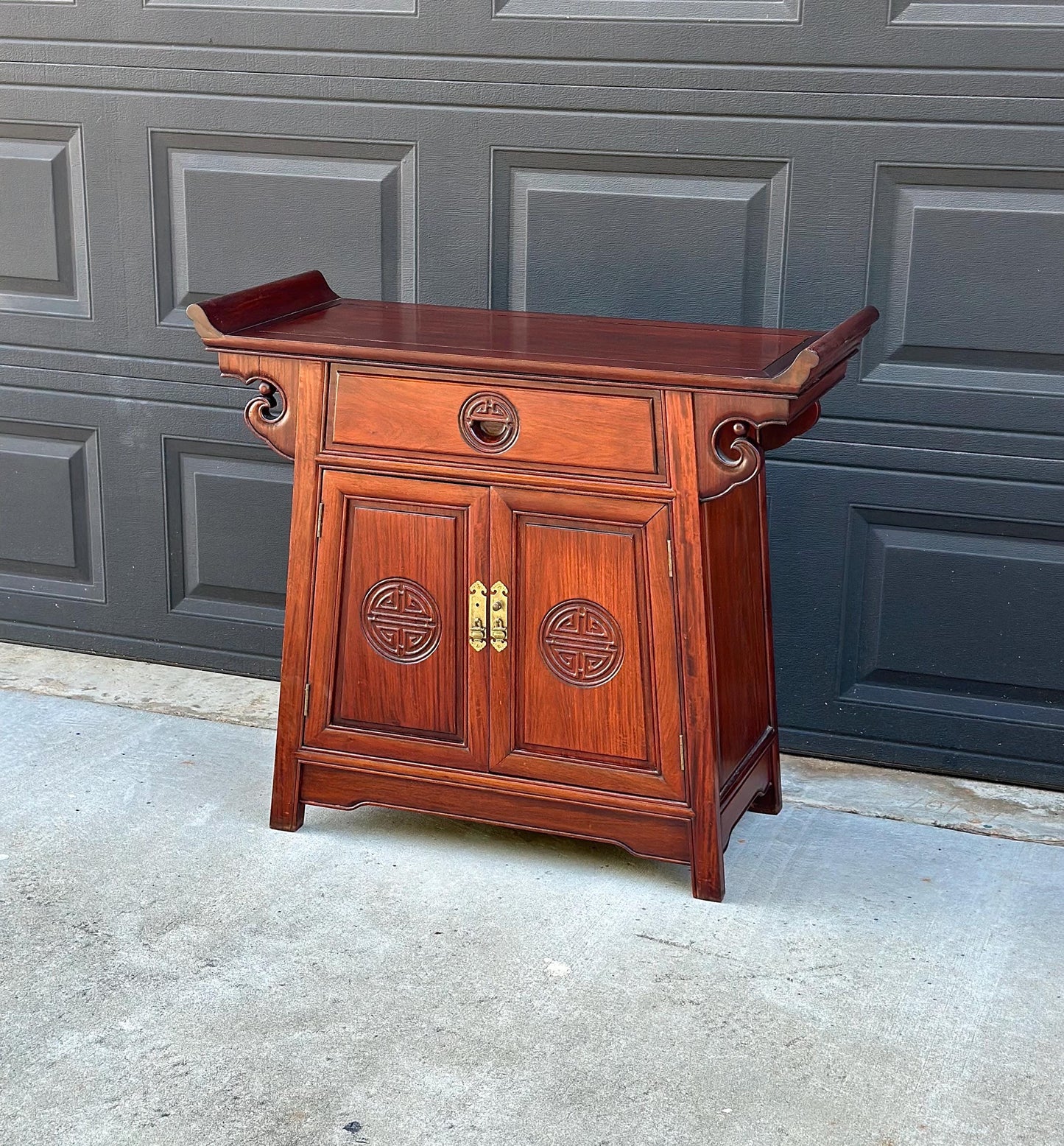 Vintage Mid 20th Century Traditional Chinese Ming Solid Rosewood Narrow Console Cabinet 36" Wide